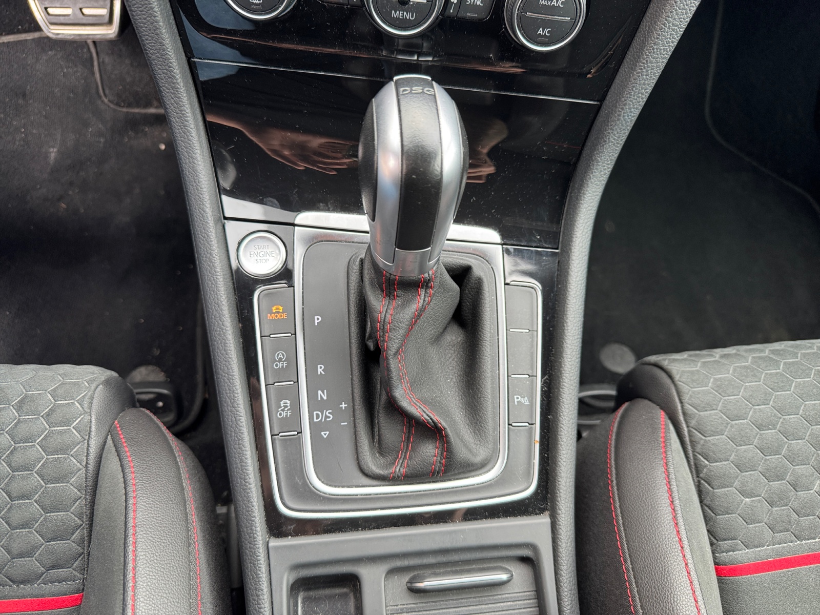 Volkswagen Golf 22