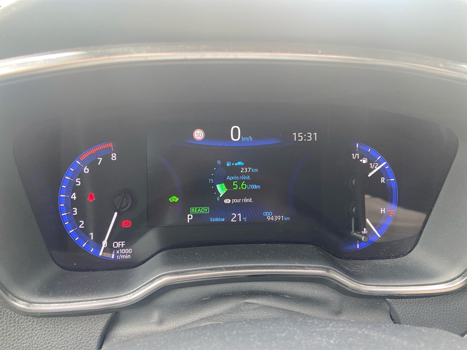 Toyota Corolla 16