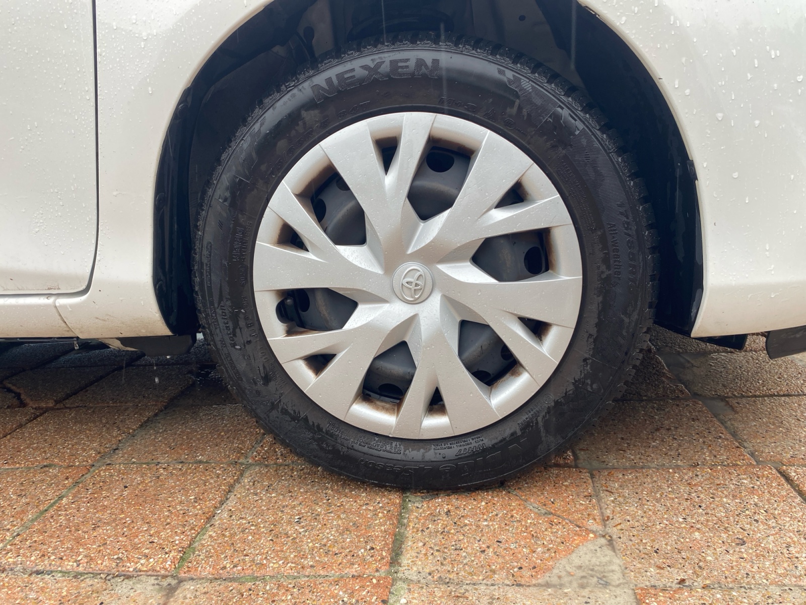 Toyota Yaris 25