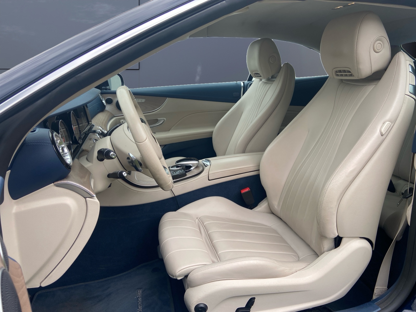 Mercedes-Benz Classe E 9