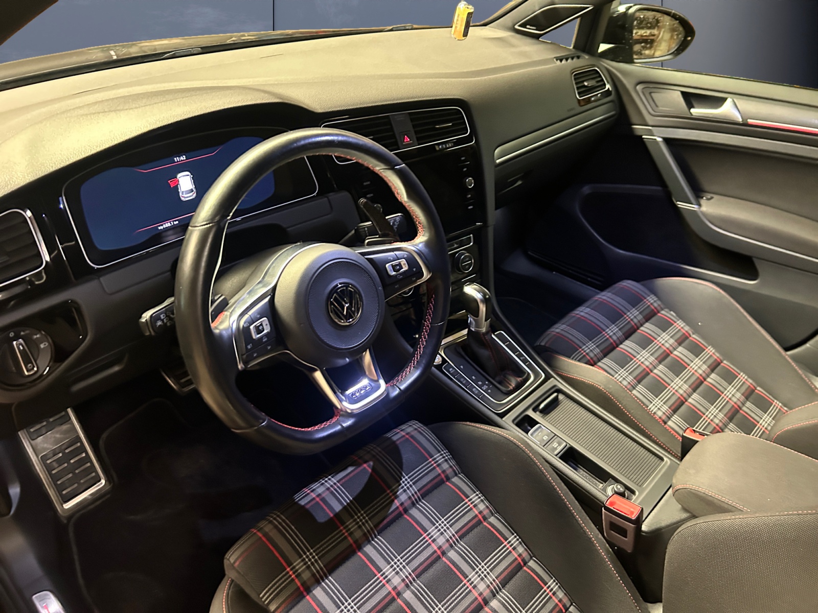 Volkswagen Golf 8