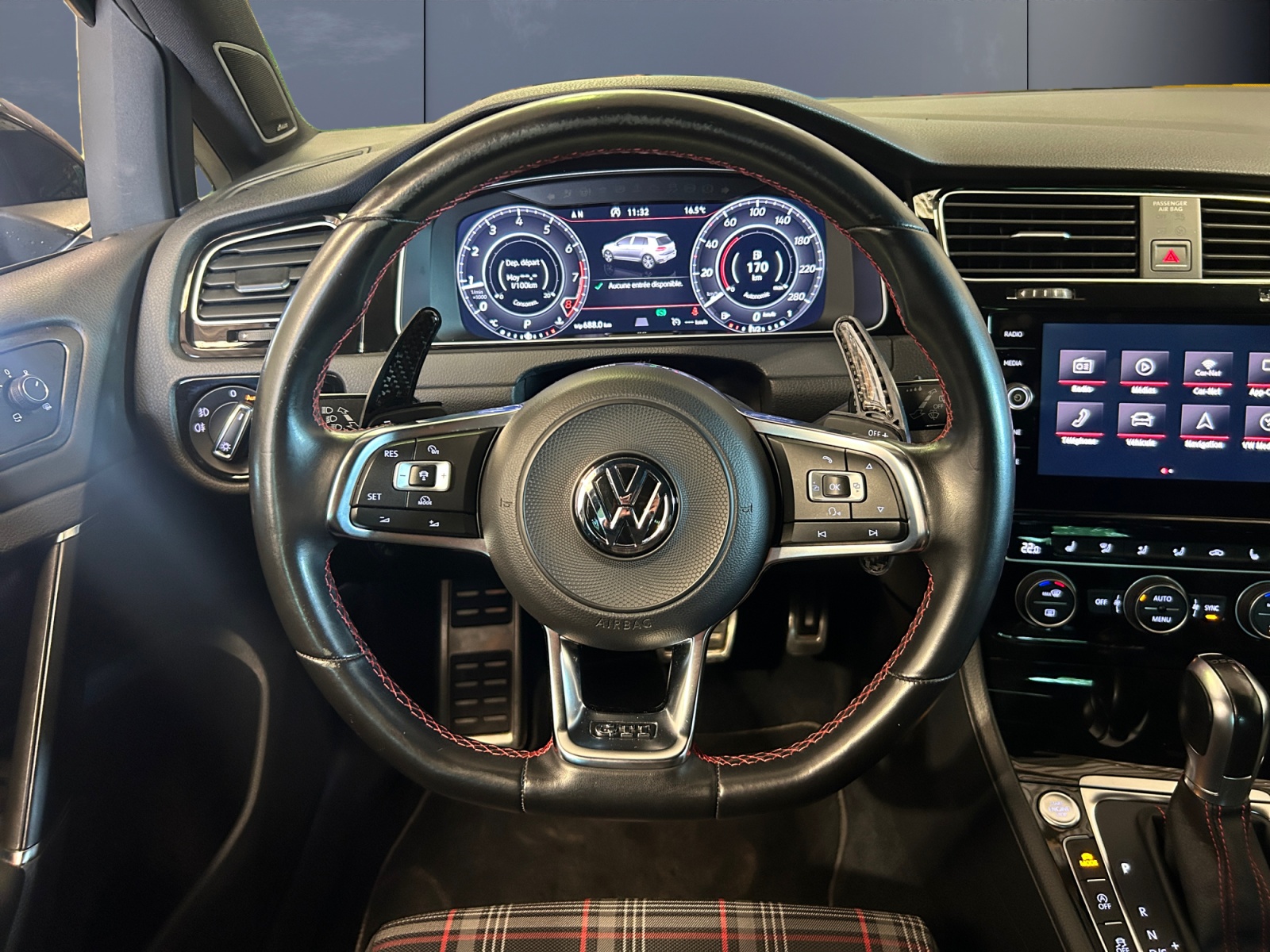 Volkswagen Golf 15
