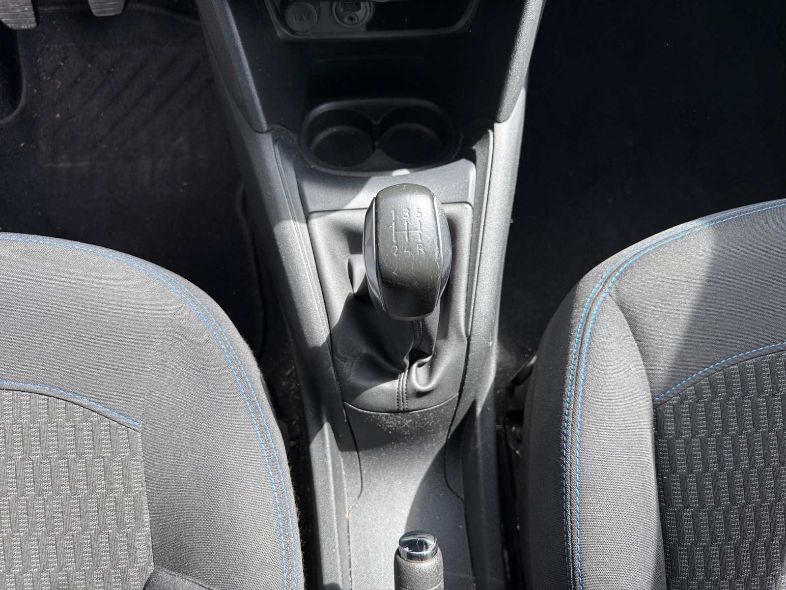 Peugeot 208 19