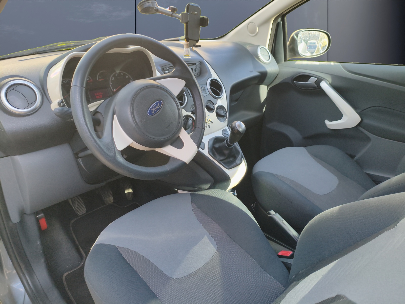 Ford Ka 8