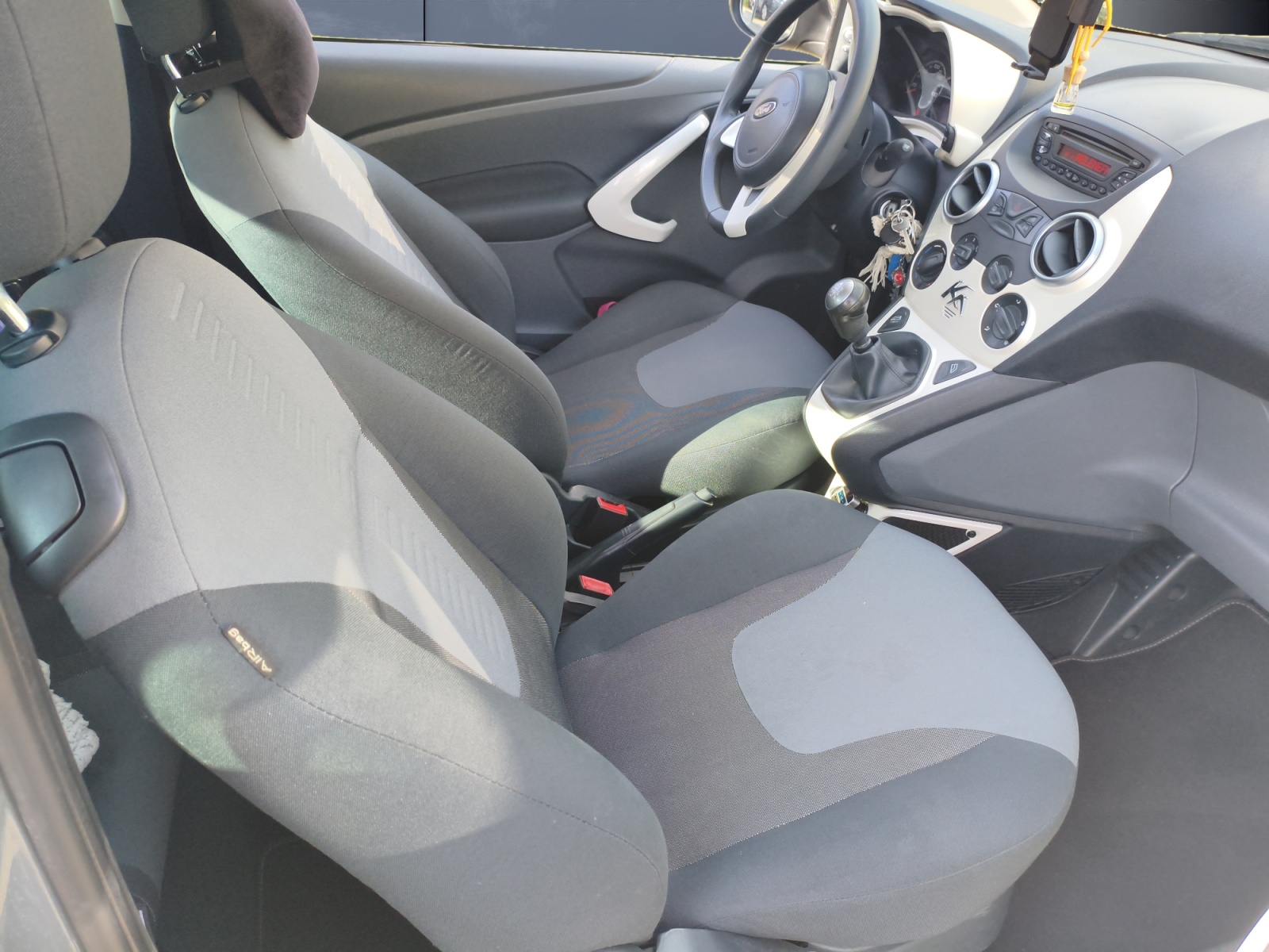 Ford Ka 12