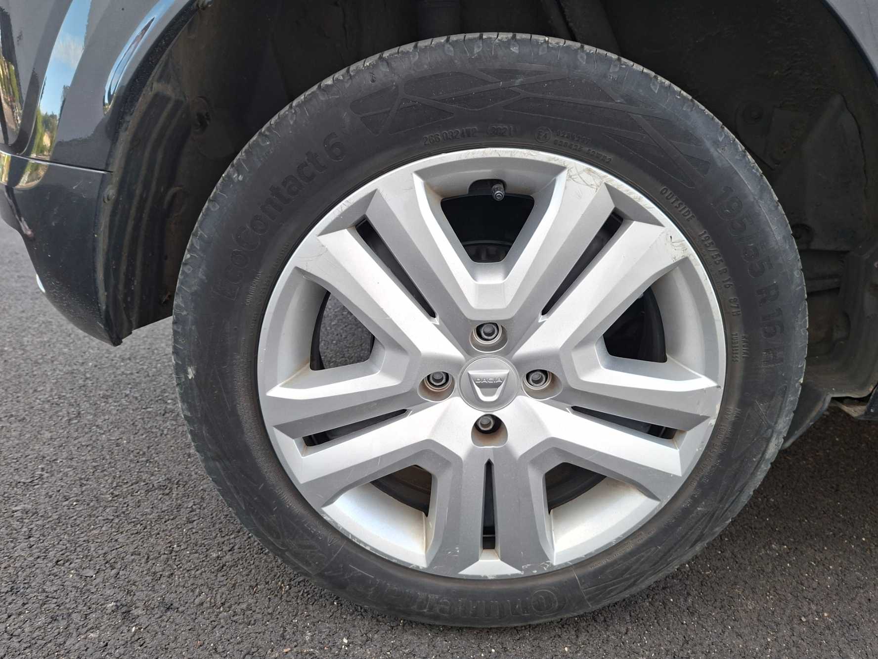 Dacia Sandero 38