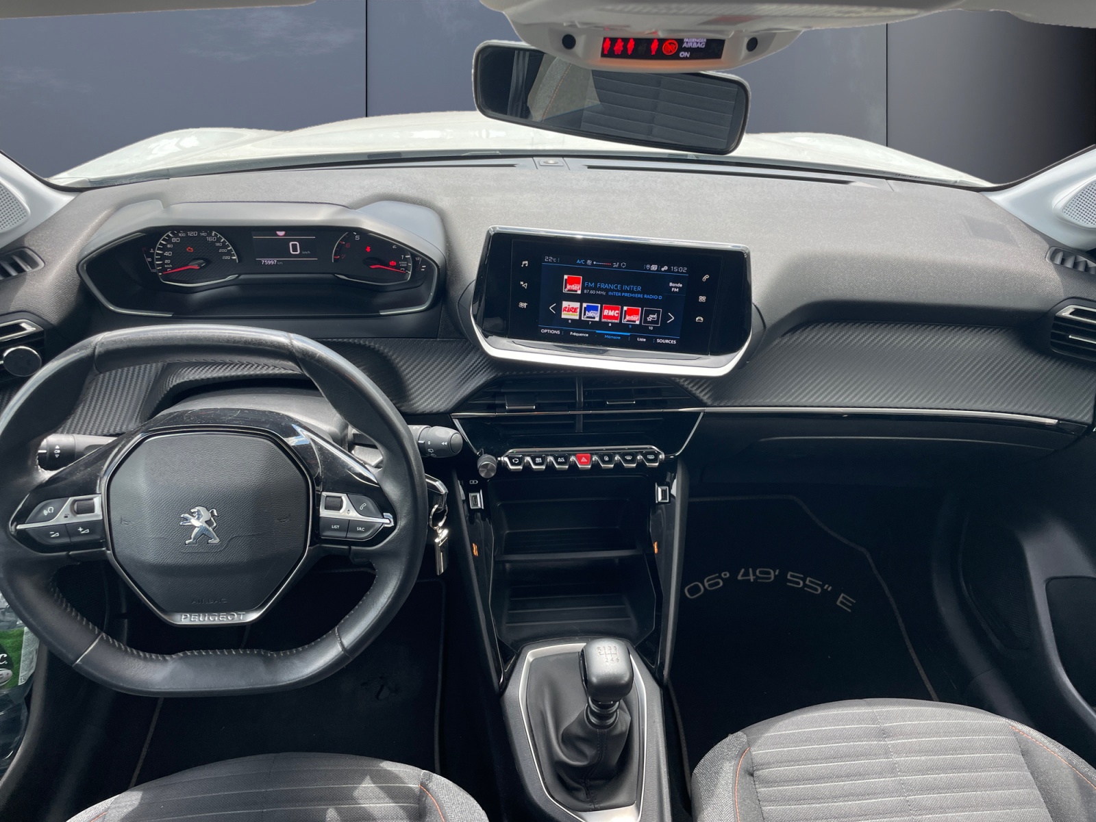 Peugeot 208 14