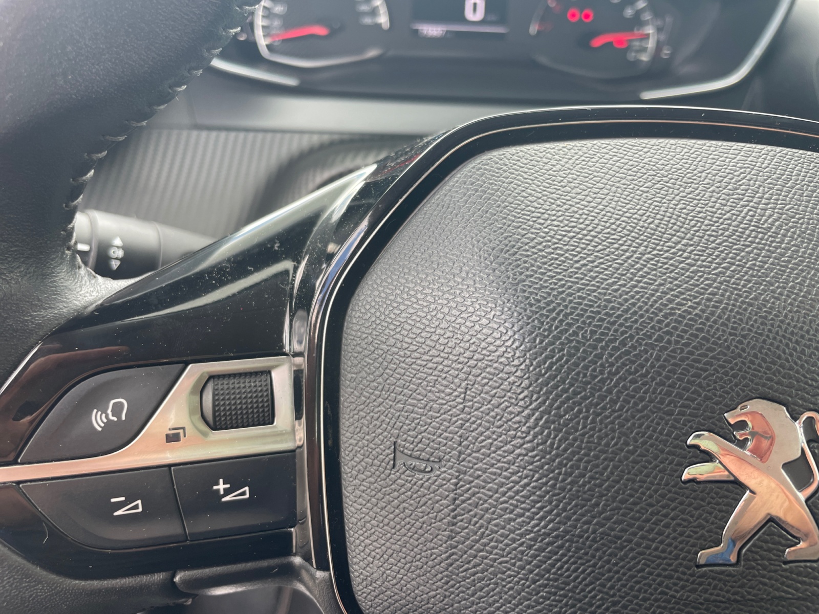 Peugeot 208 20
