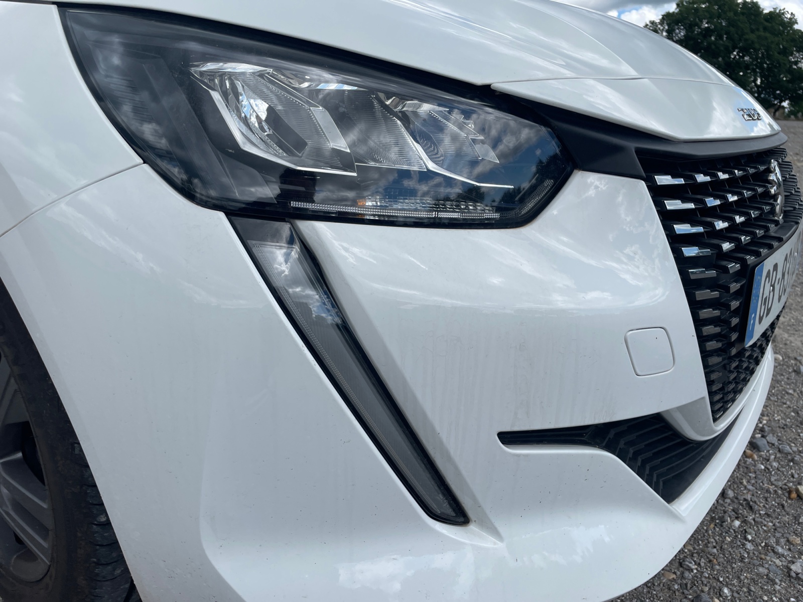 Peugeot 208 33