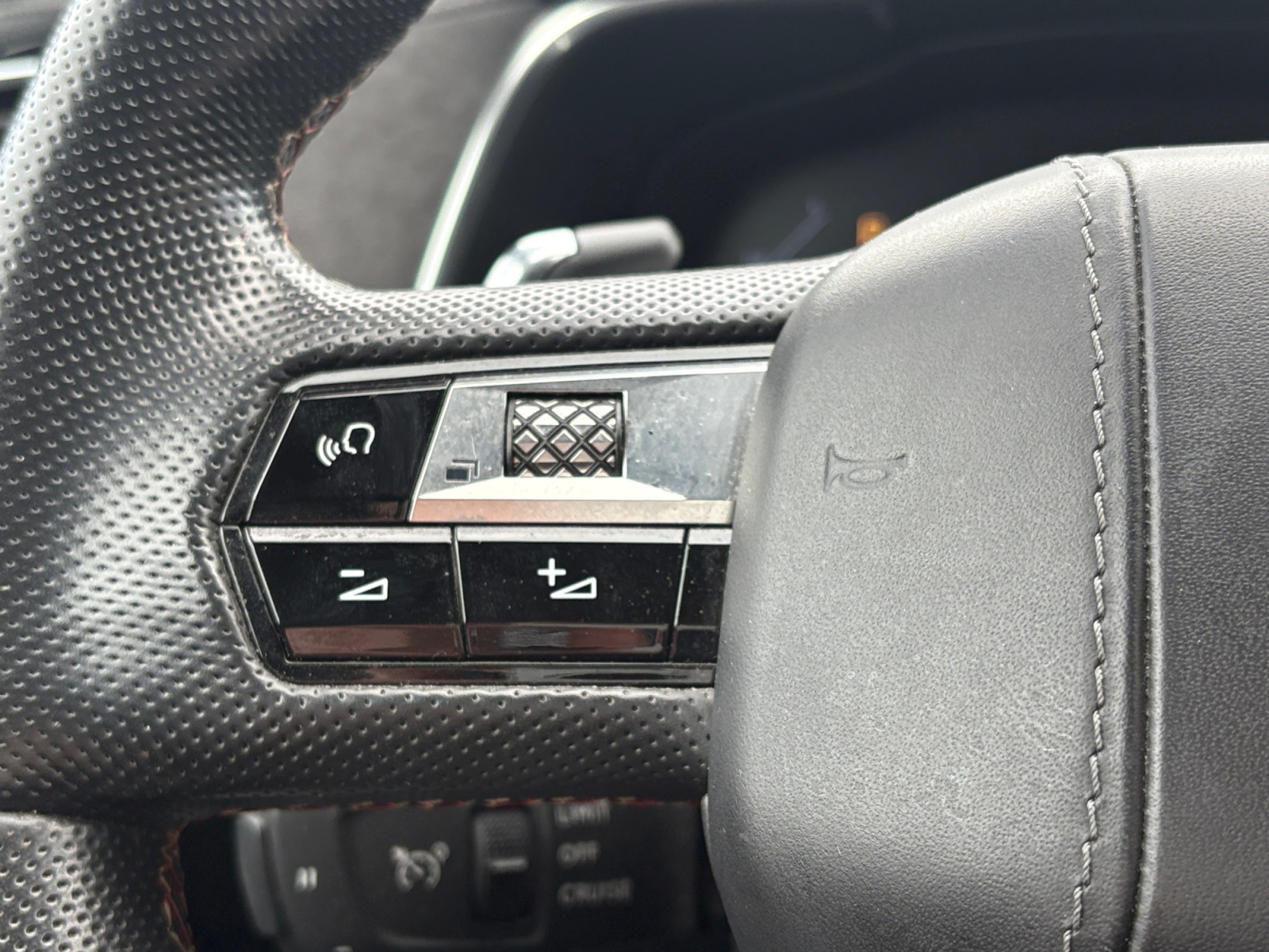 Ds Automobiles Ds 7 21