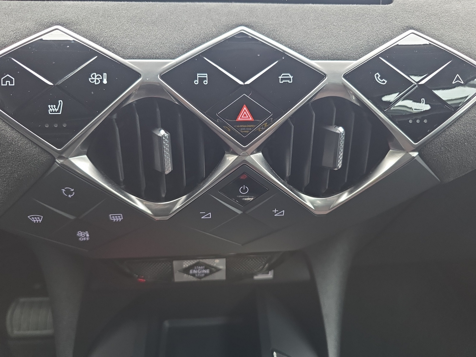 Ds Automobiles Ds3 20