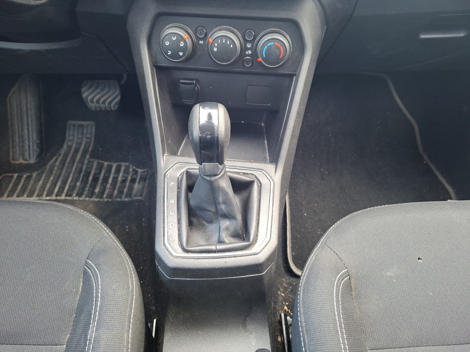 Dacia Sandero 22