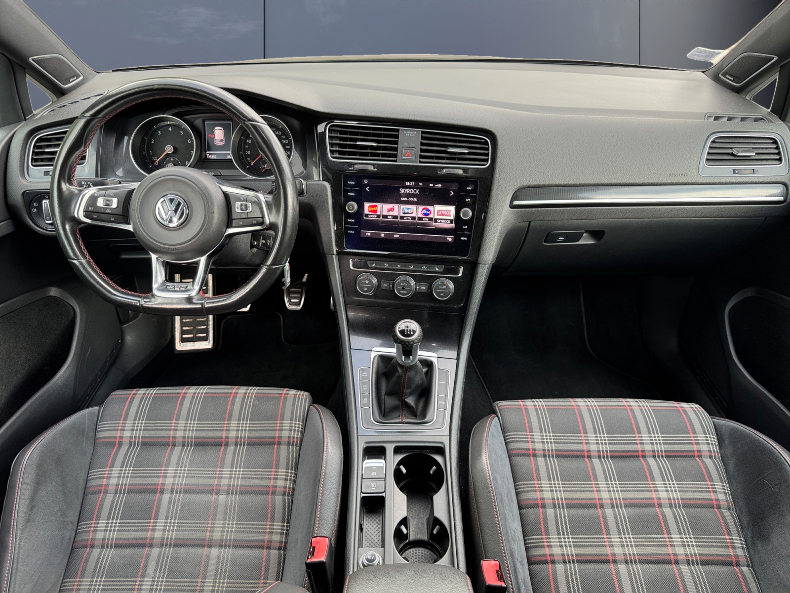 Volkswagen Golf 14