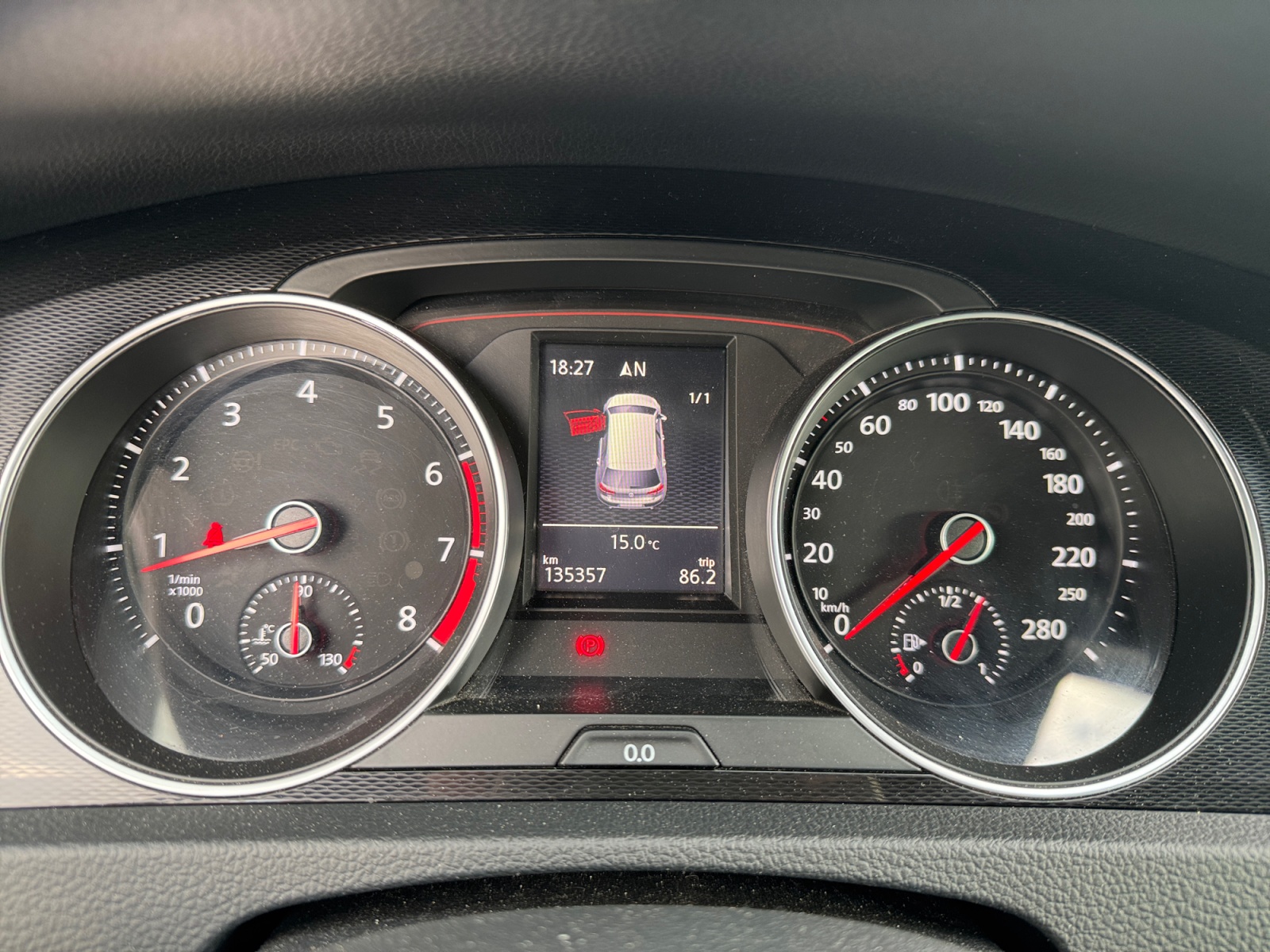 Volkswagen Golf 16