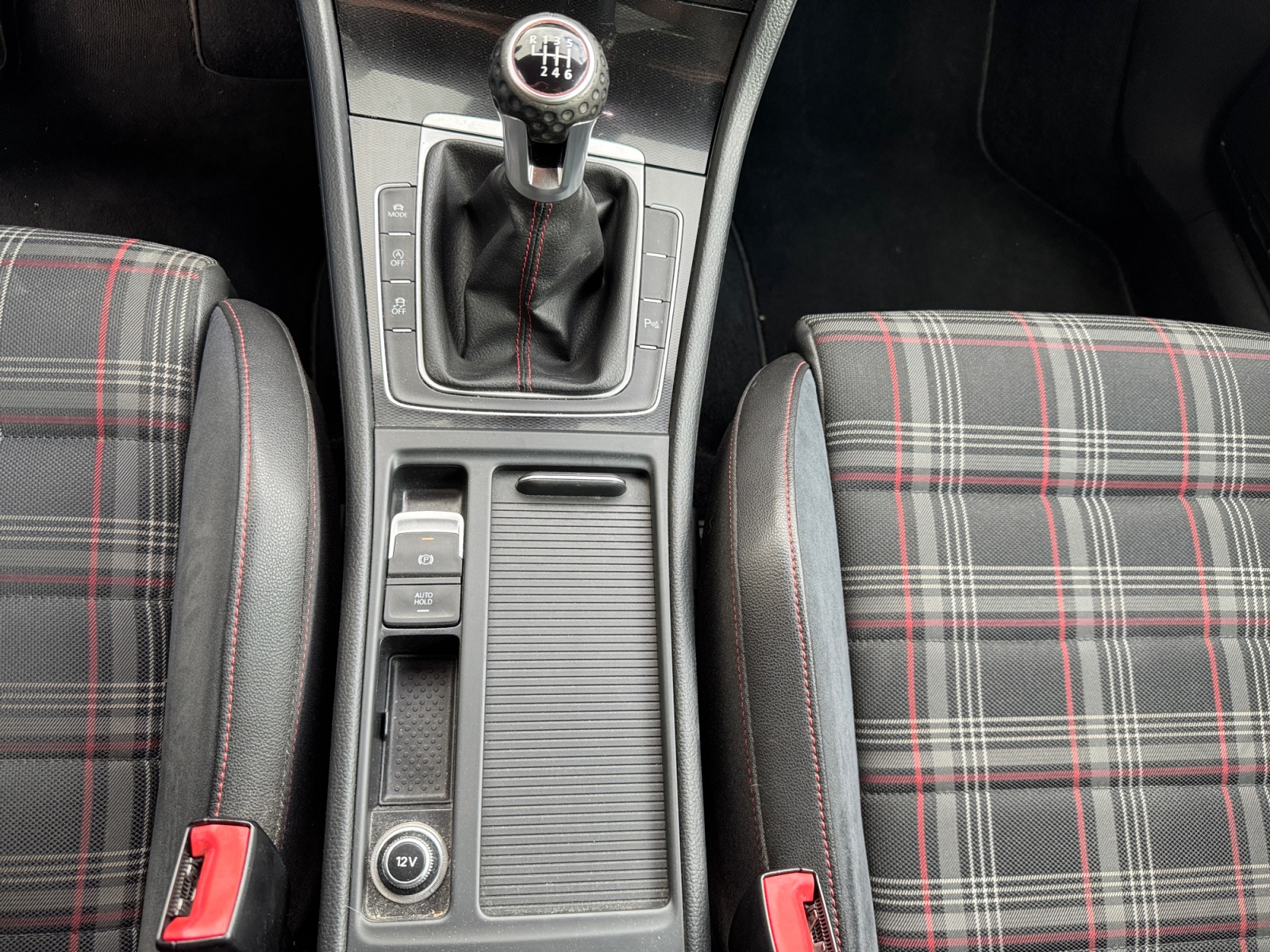Volkswagen Golf 22