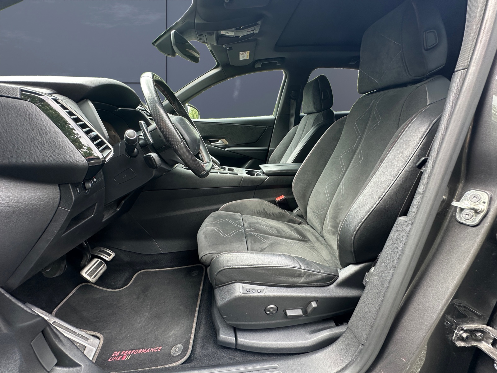 Ds Automobiles Ds 7 9