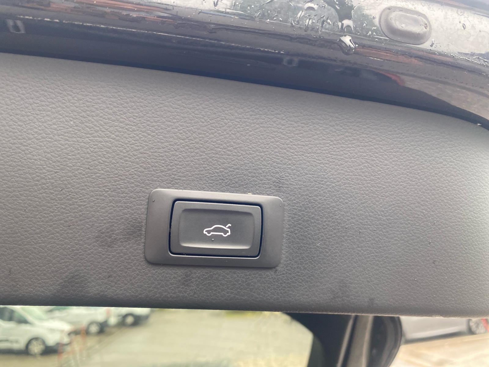 Audi A6 30