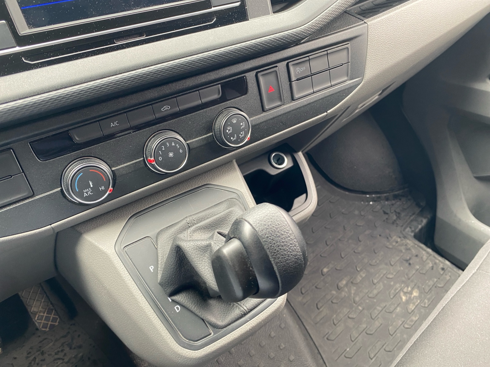 Volkswagen Transporter Vu 34