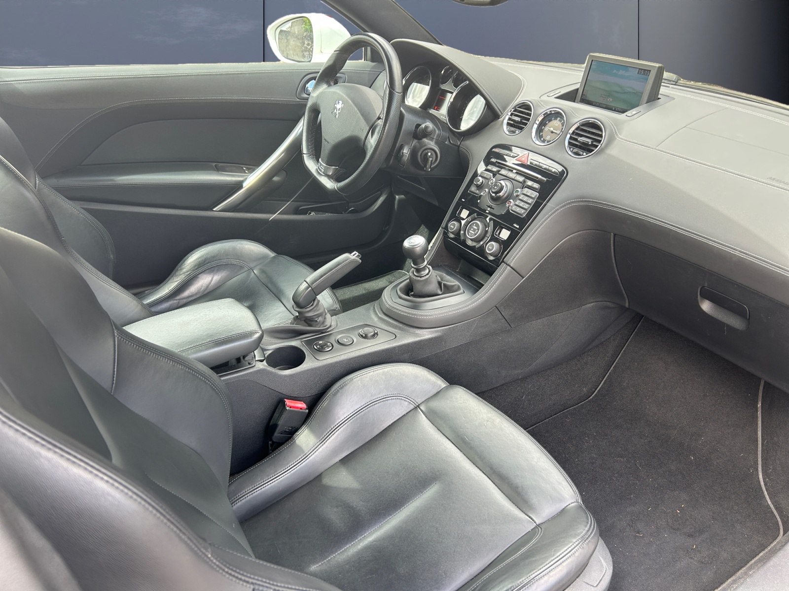 Peugeot RCZ 12