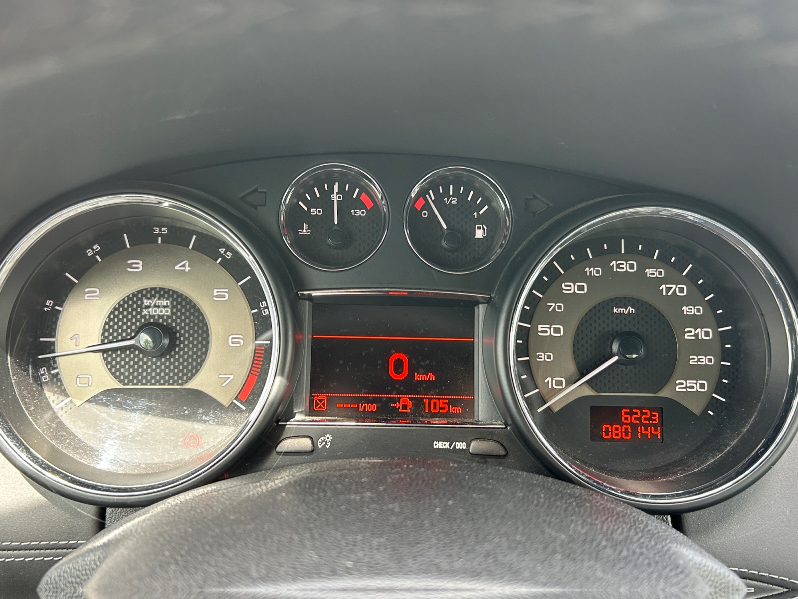 Peugeot RCZ 16