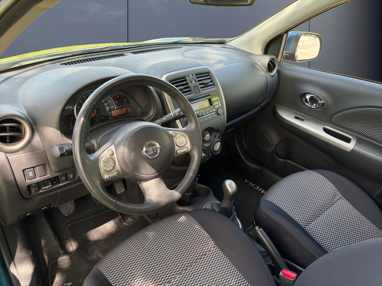 Nissan Micra 8