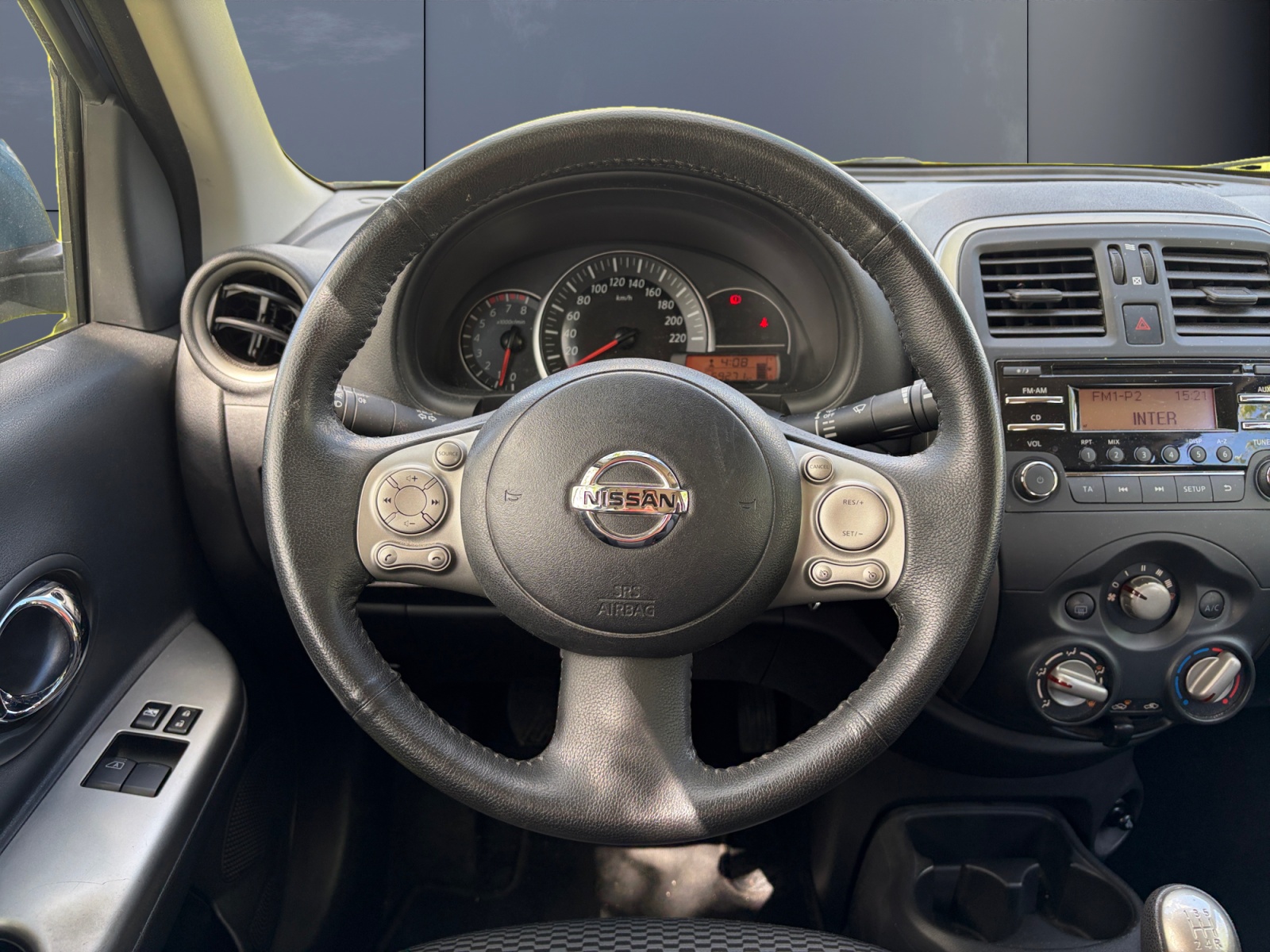 Nissan Micra 15