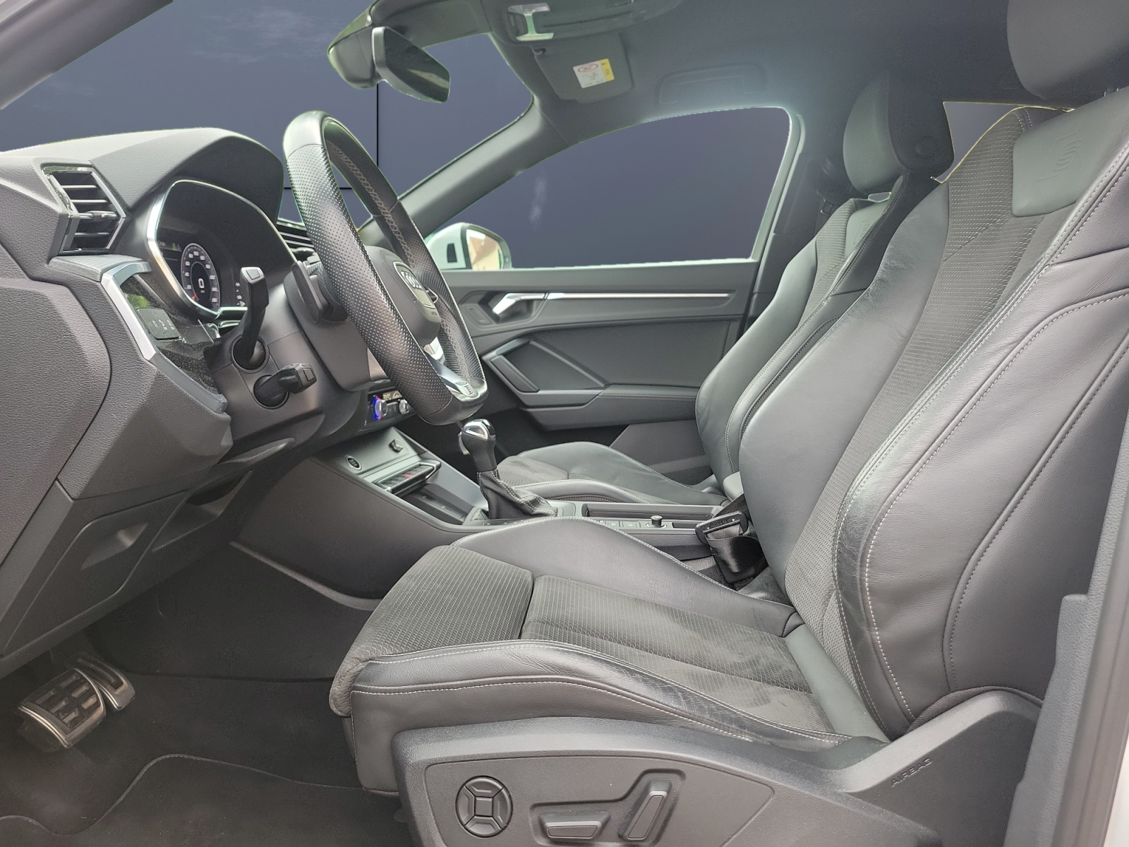 Audi Q3 13