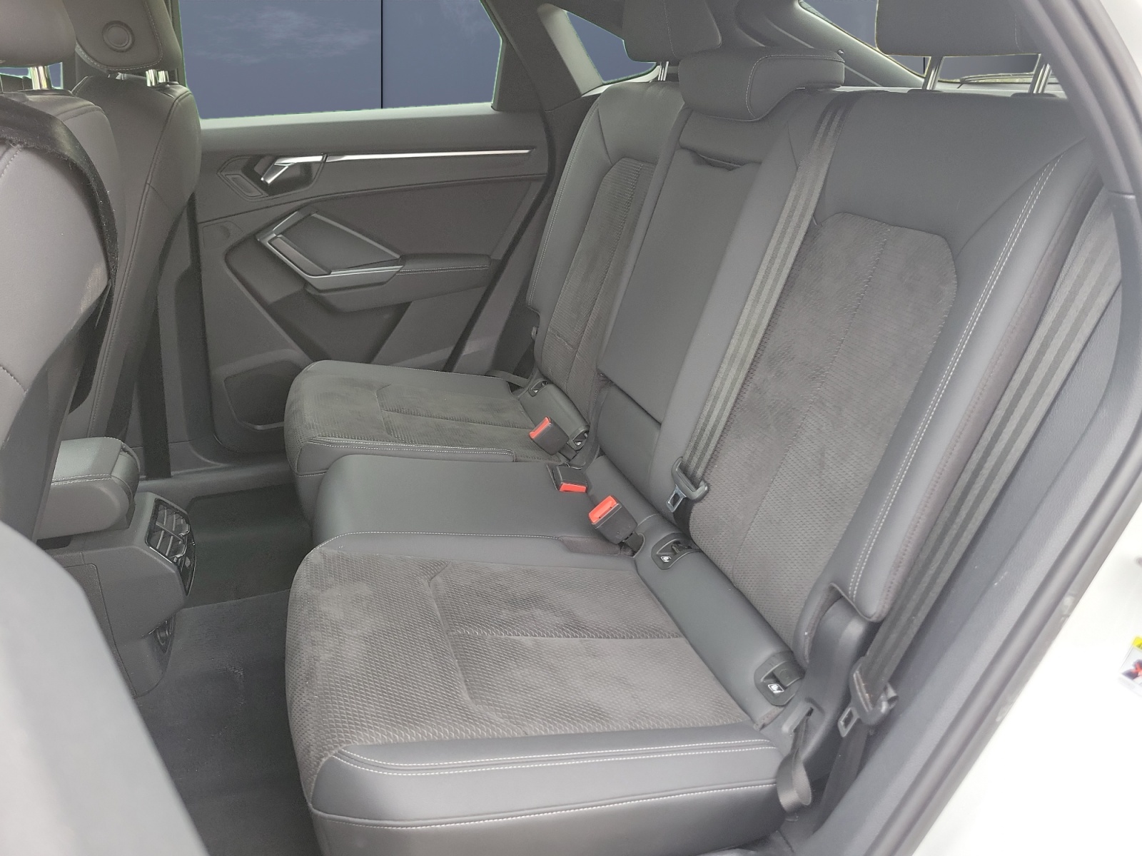 Audi Q3 14