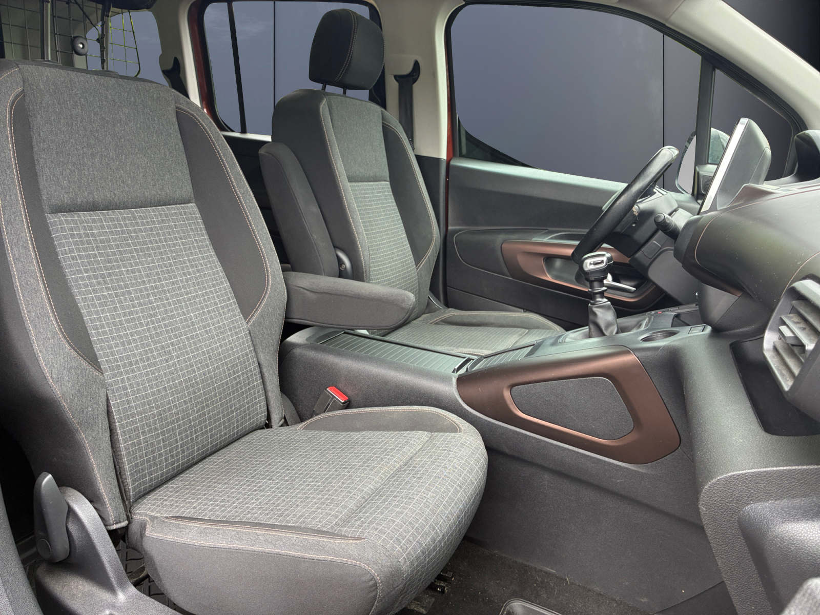 Peugeot Rifter 13