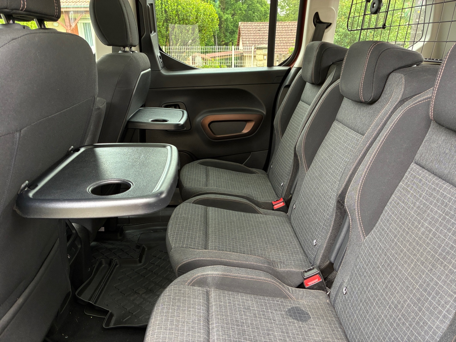 Peugeot Rifter 25
