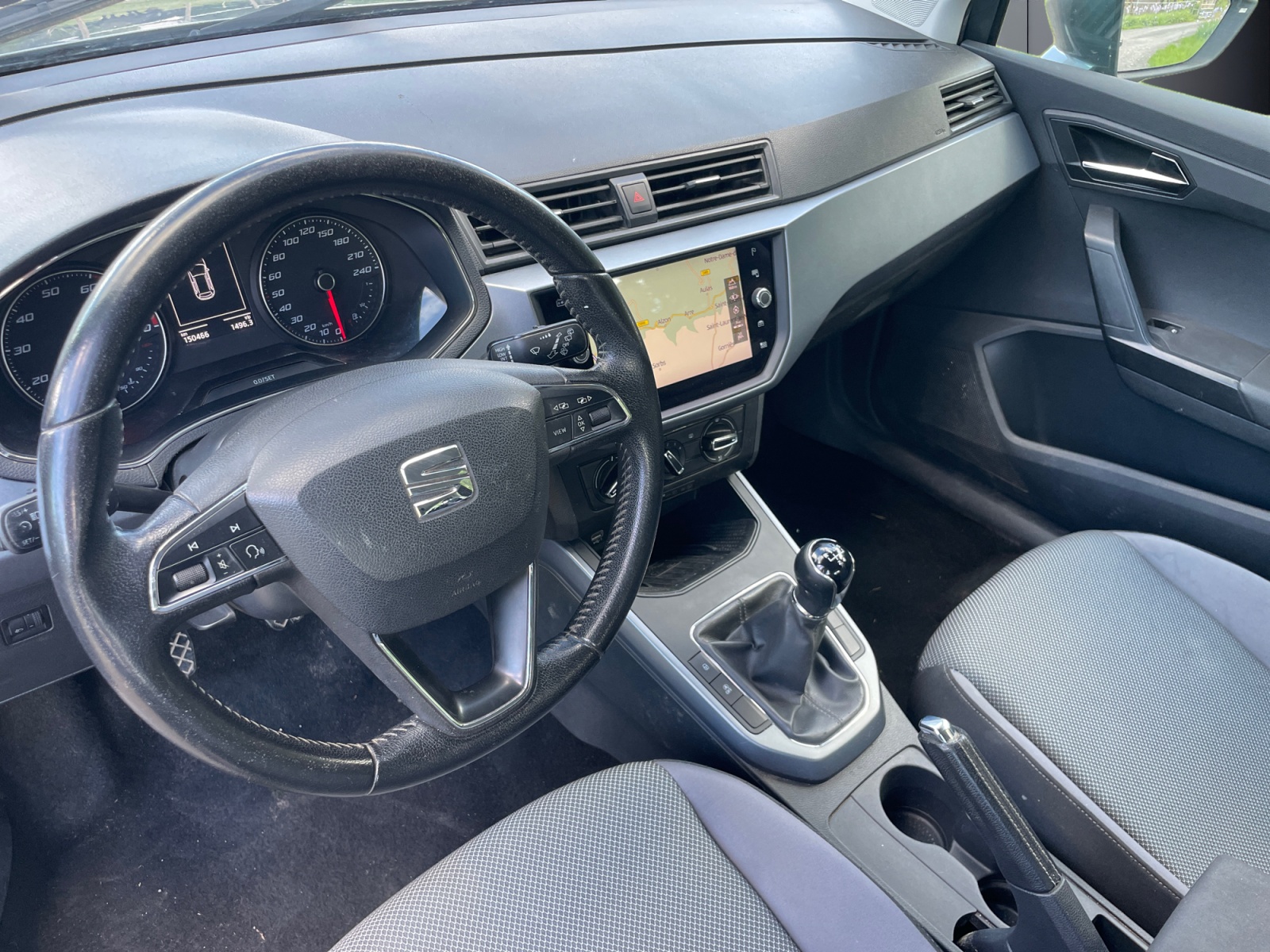 Seat Arona 8