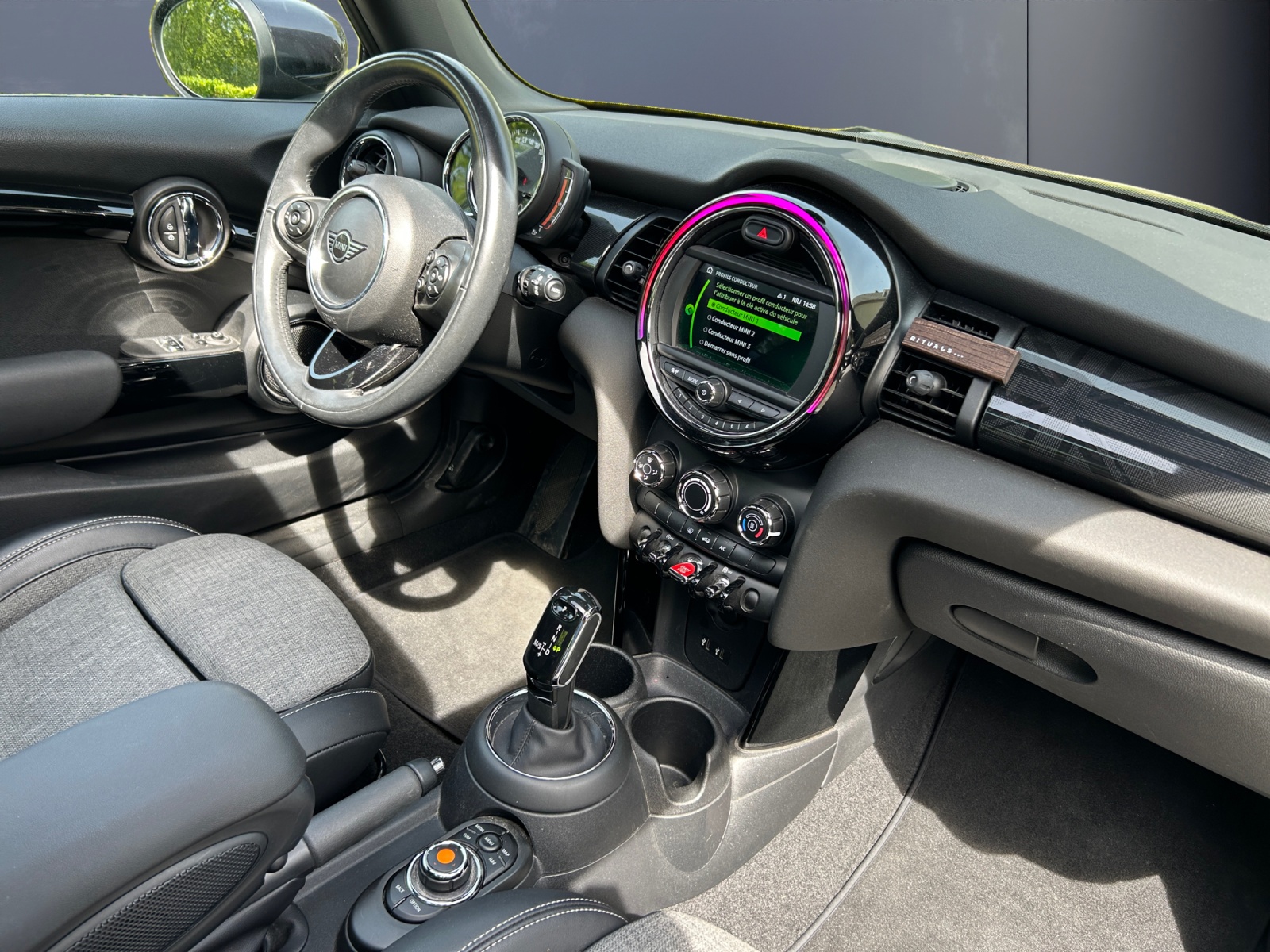 Mini Mini 12