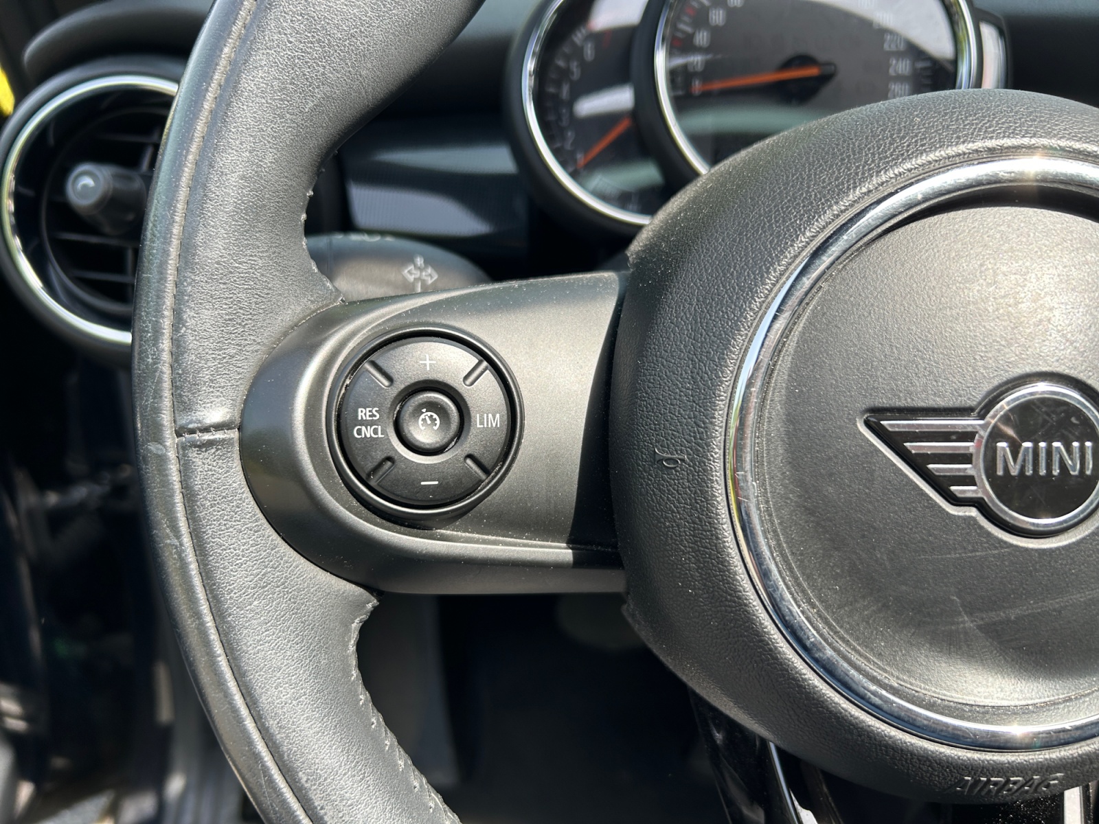 Mini Mini 22