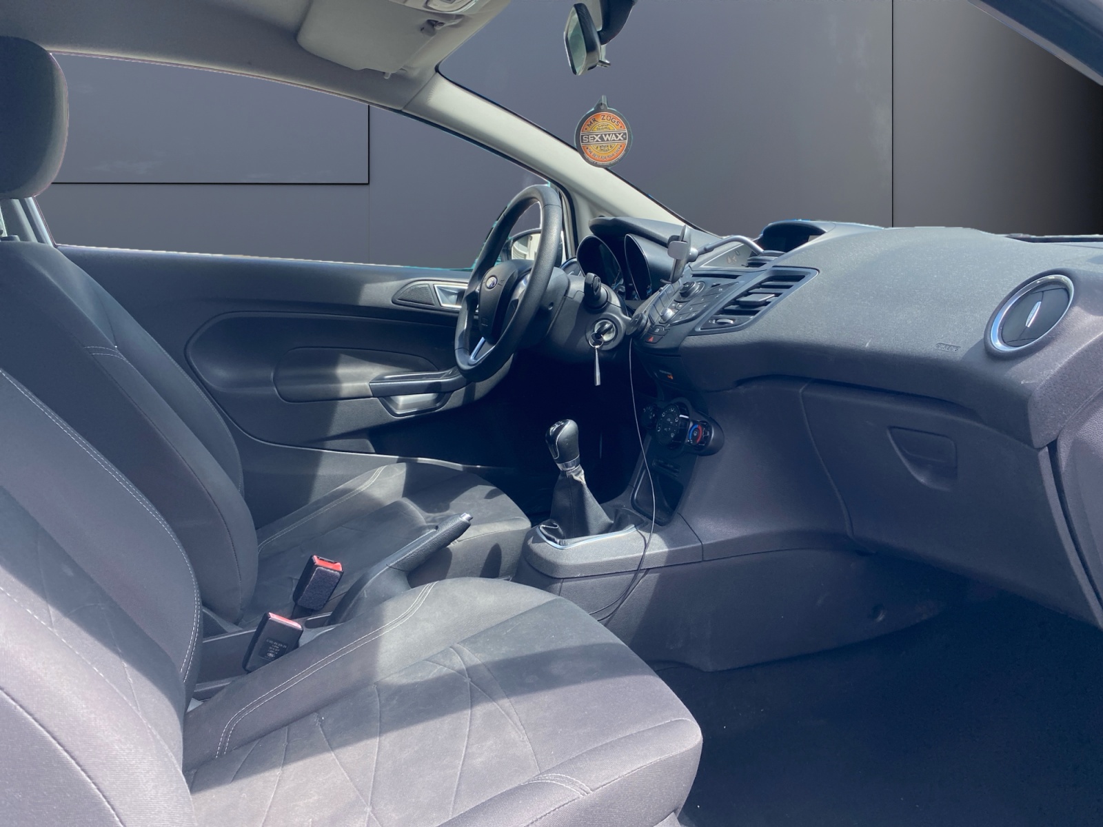 Ford Fiesta 12