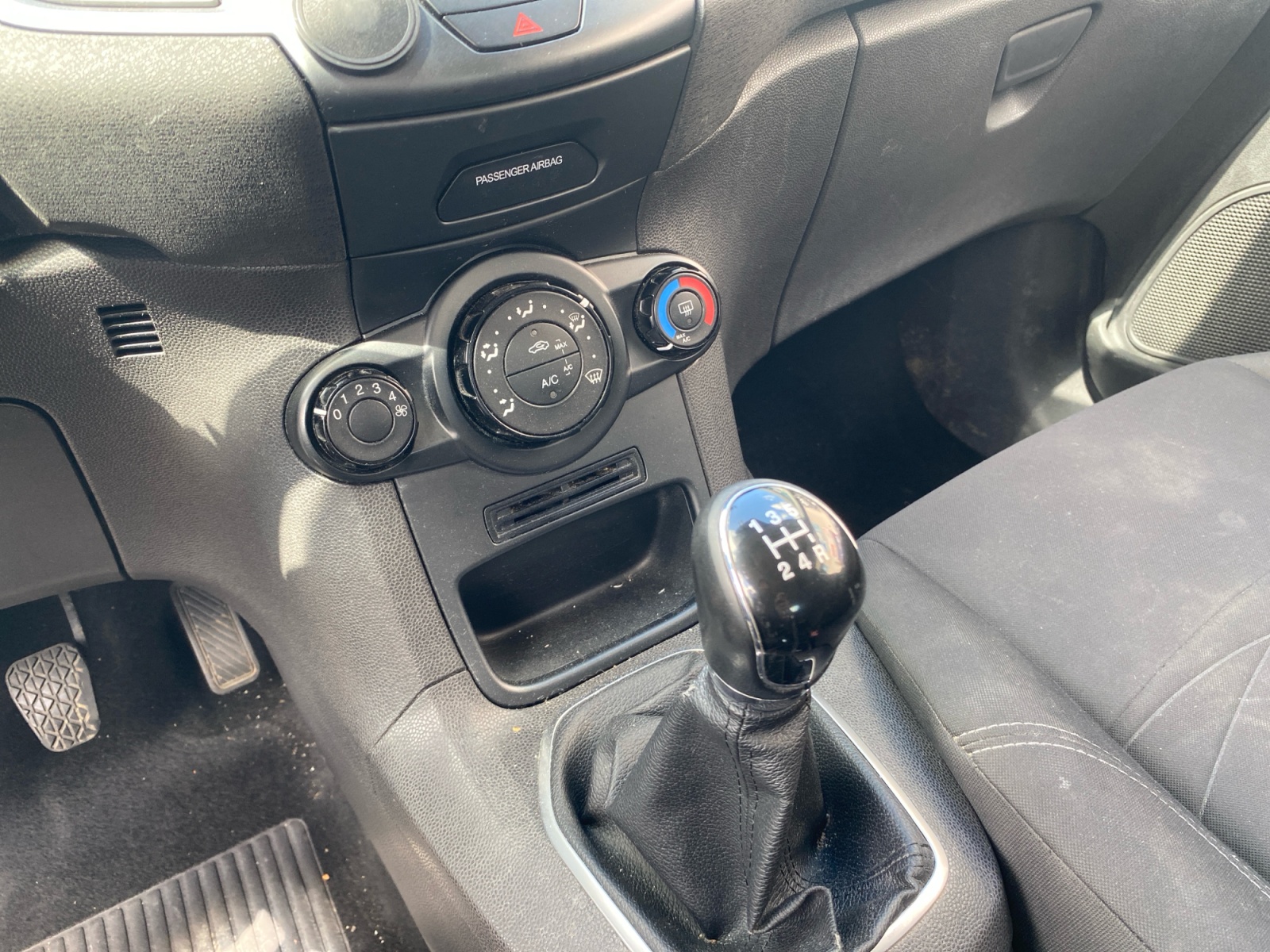 Ford Fiesta 18