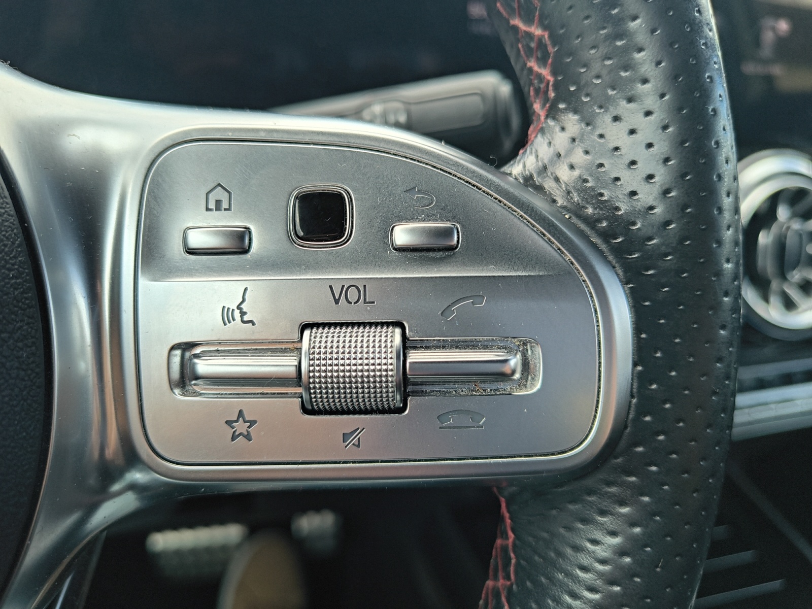 Mercedes-Benz Gla 19