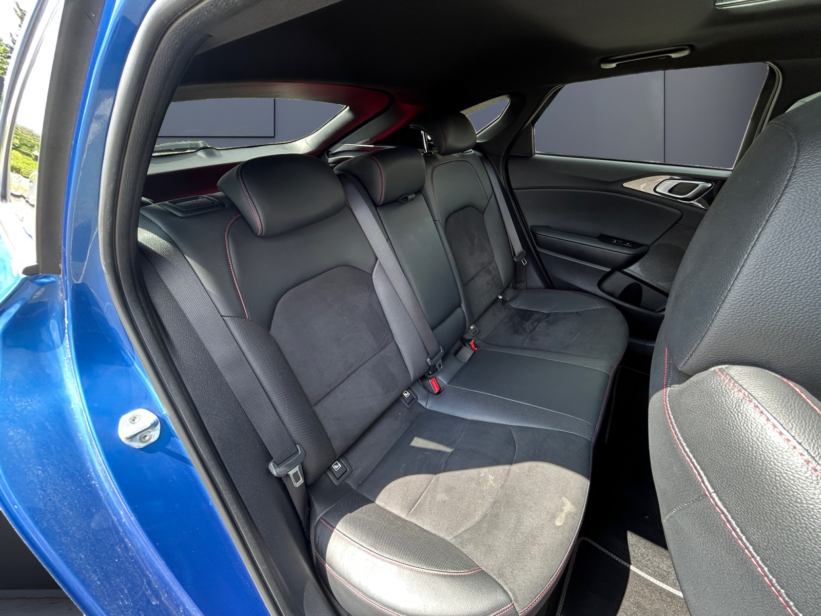 Kia Proceed 11