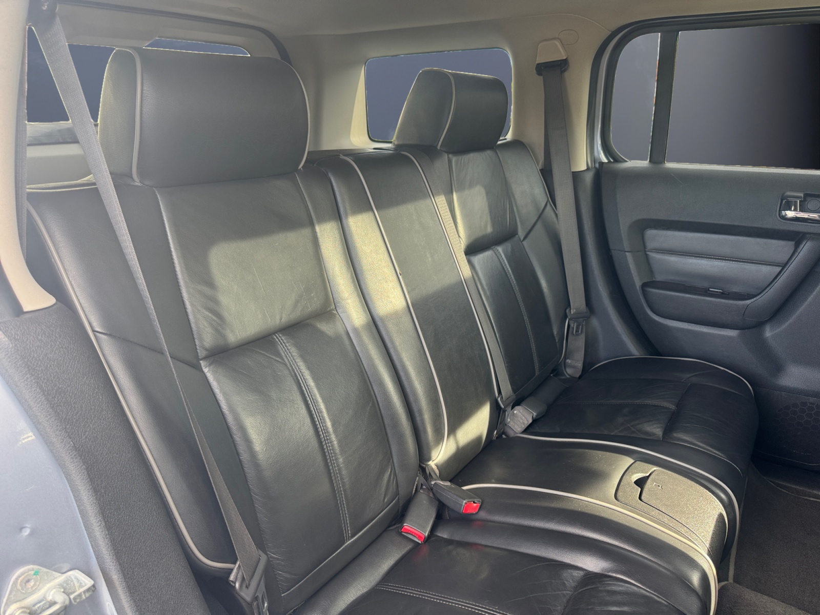 Hummer H3 11