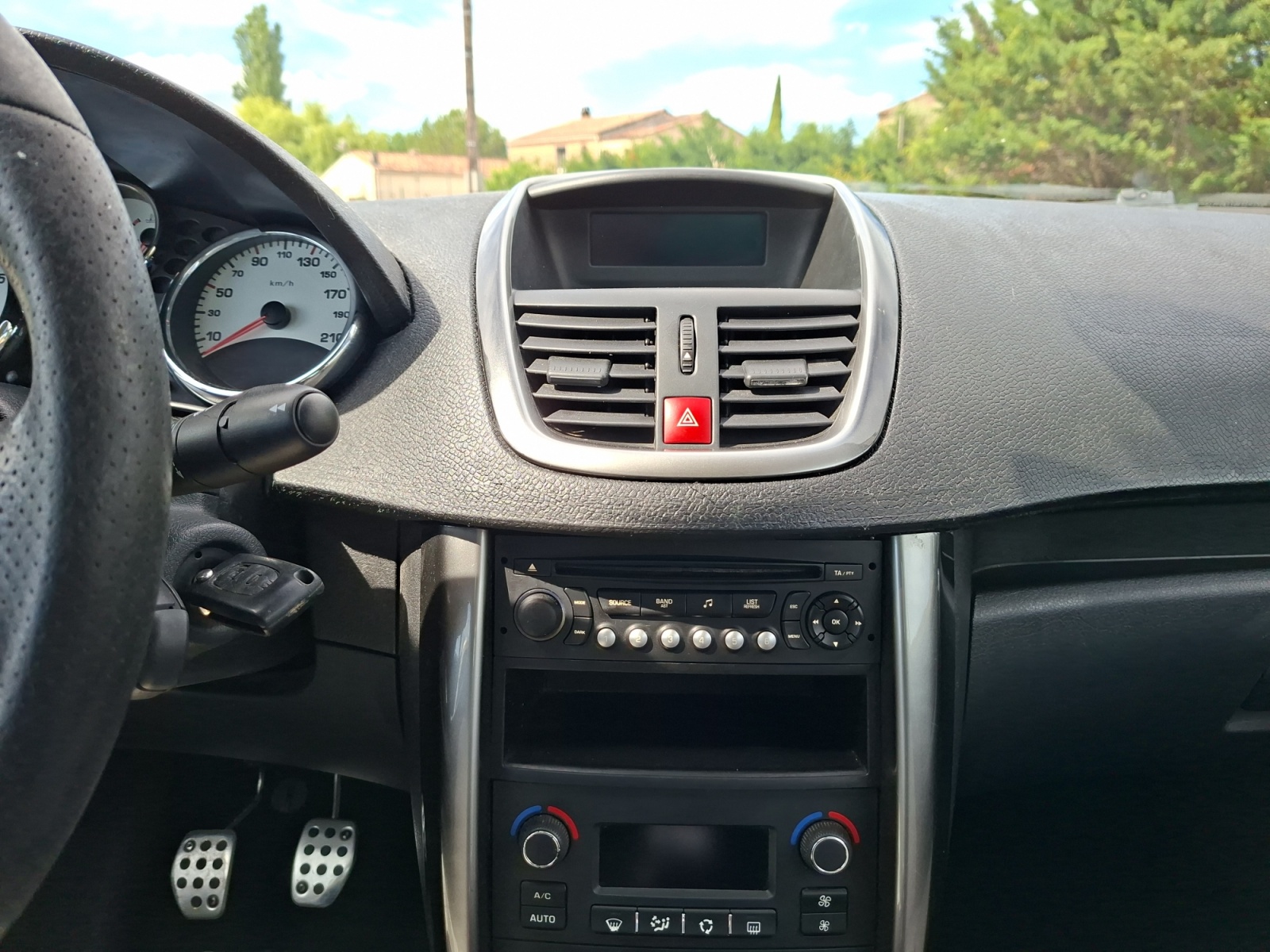 Peugeot 207 18