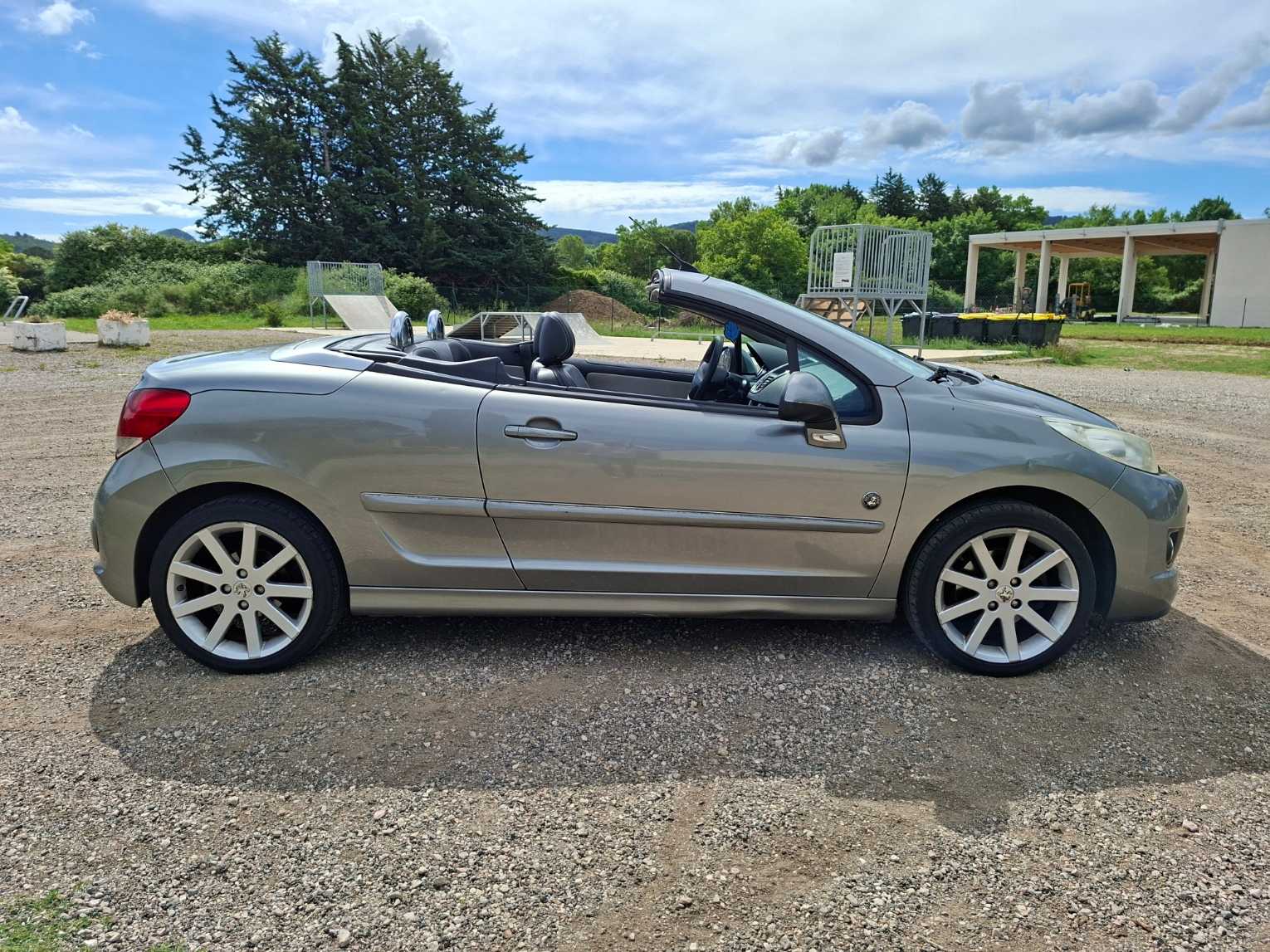 Peugeot 207 44