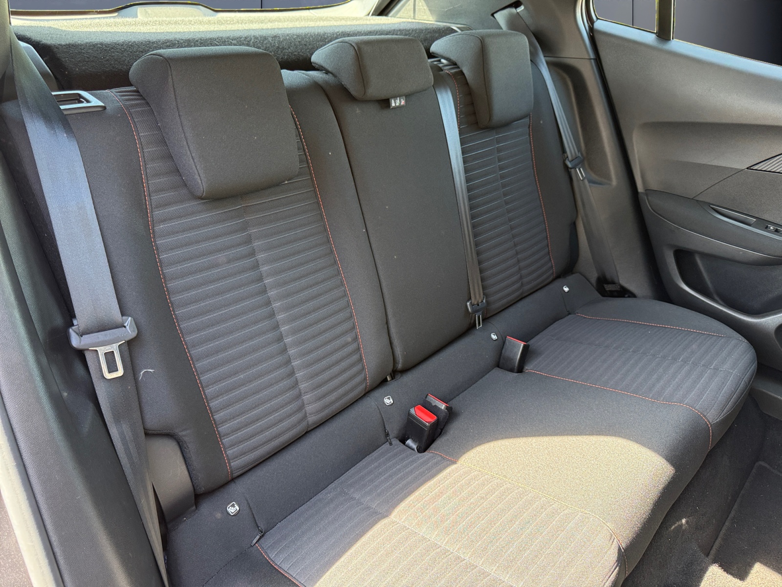 Peugeot 2008 11