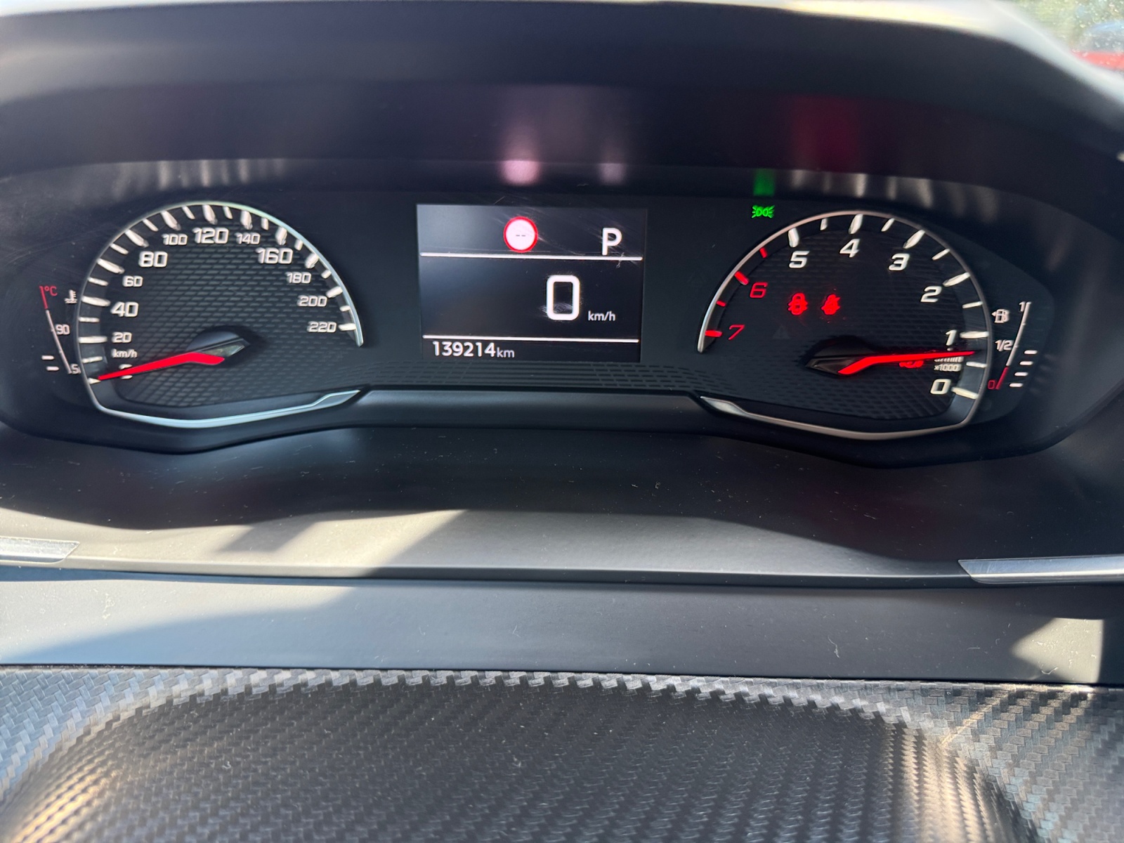Peugeot 2008 16