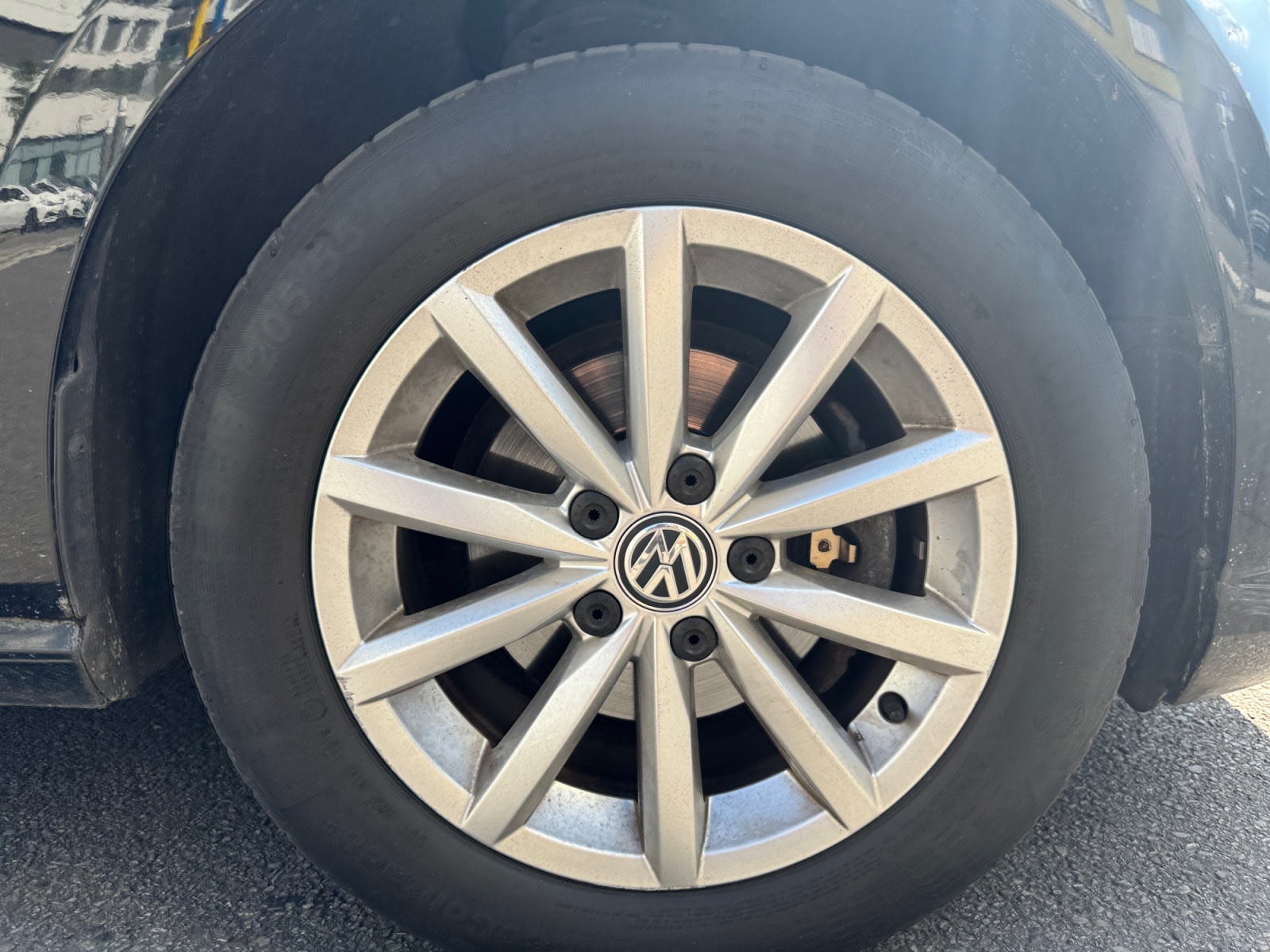 Volkswagen Golf 23