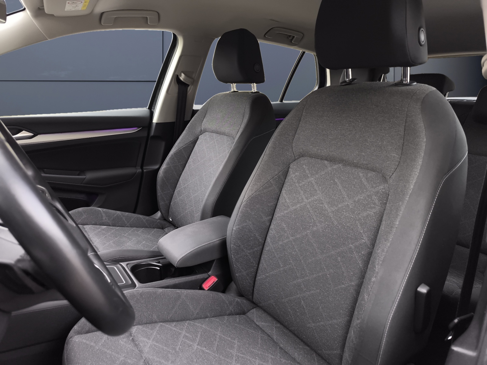 Volkswagen Golf 9
