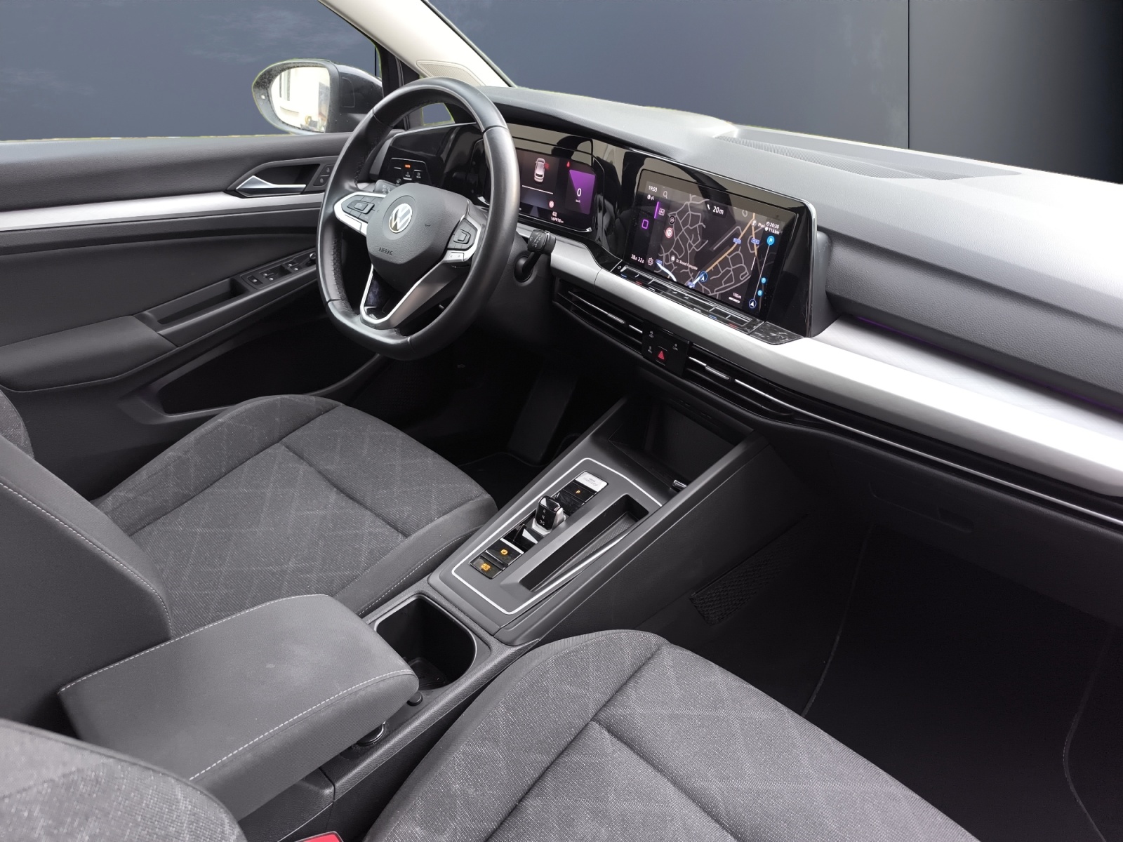Volkswagen Golf 12