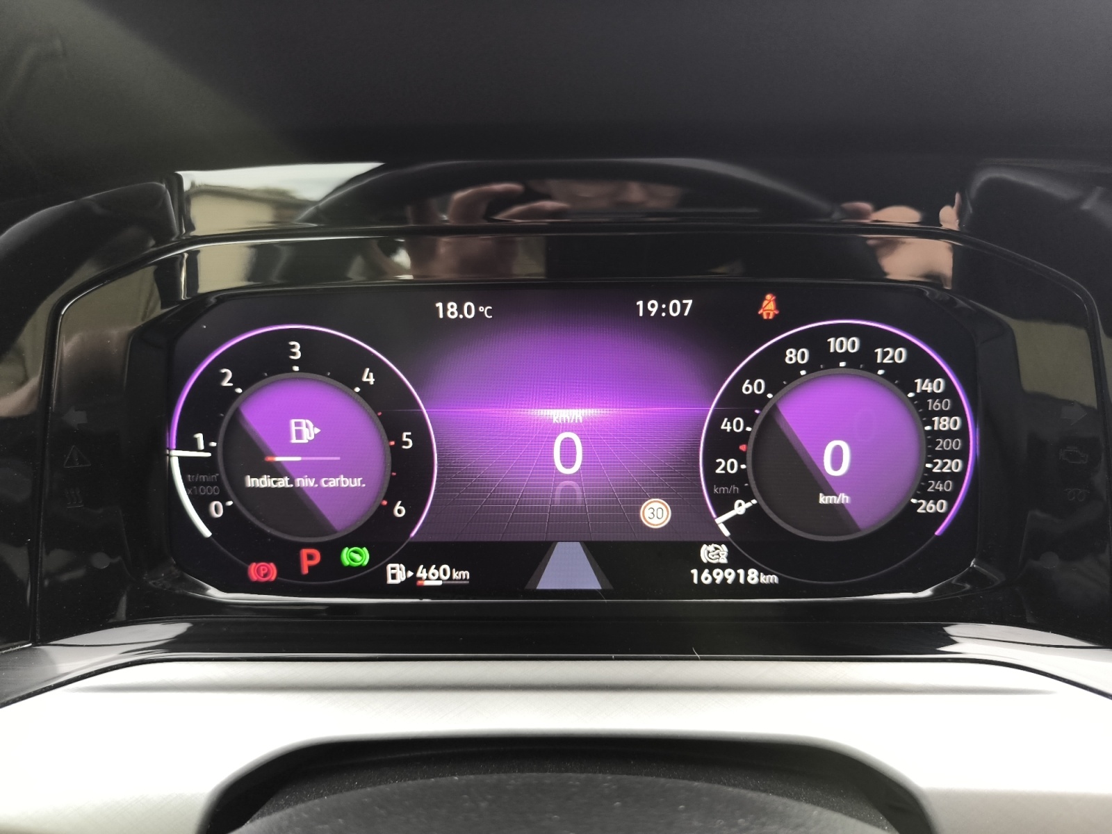 Volkswagen Golf 16