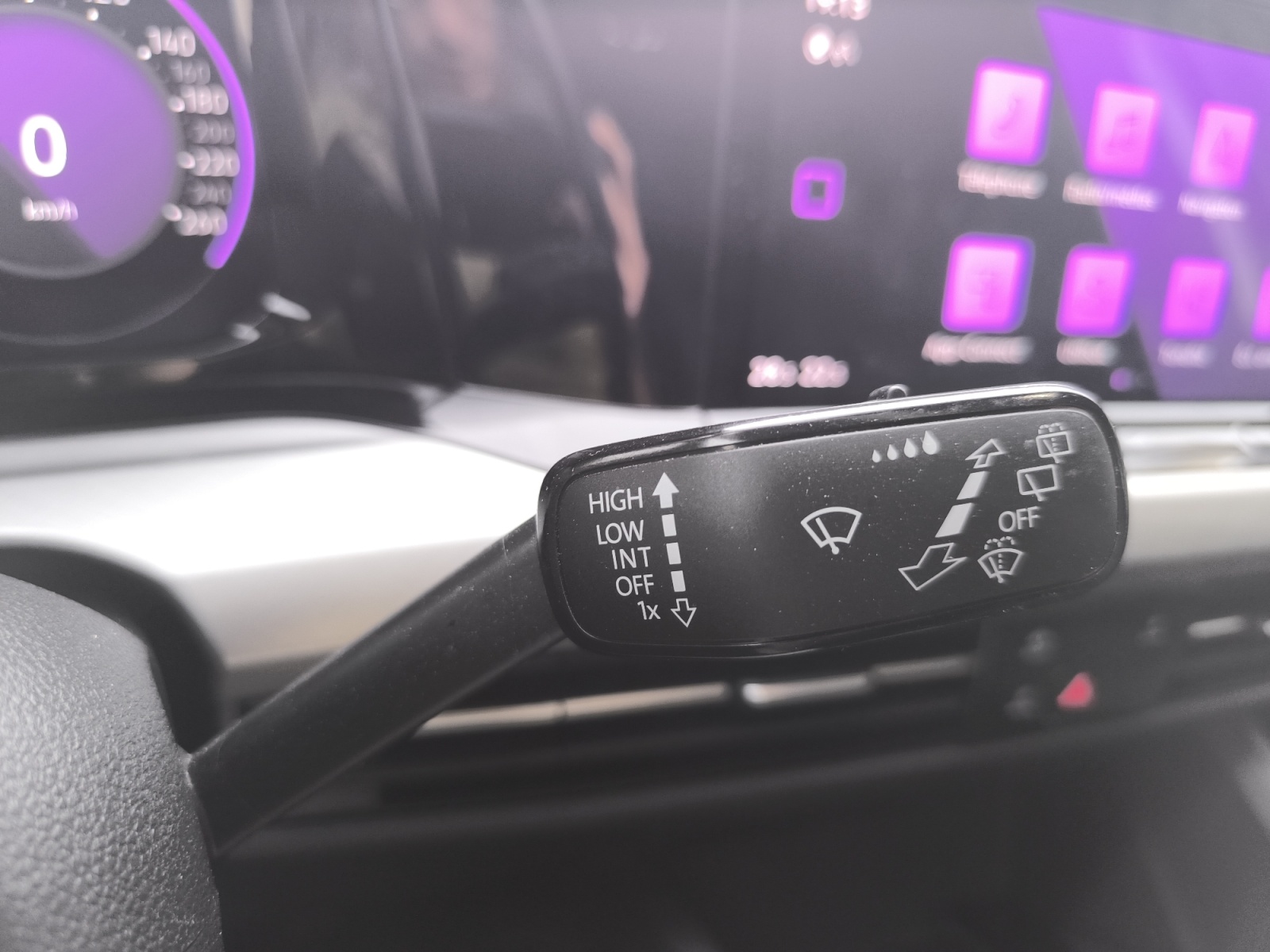 Volkswagen Golf 26