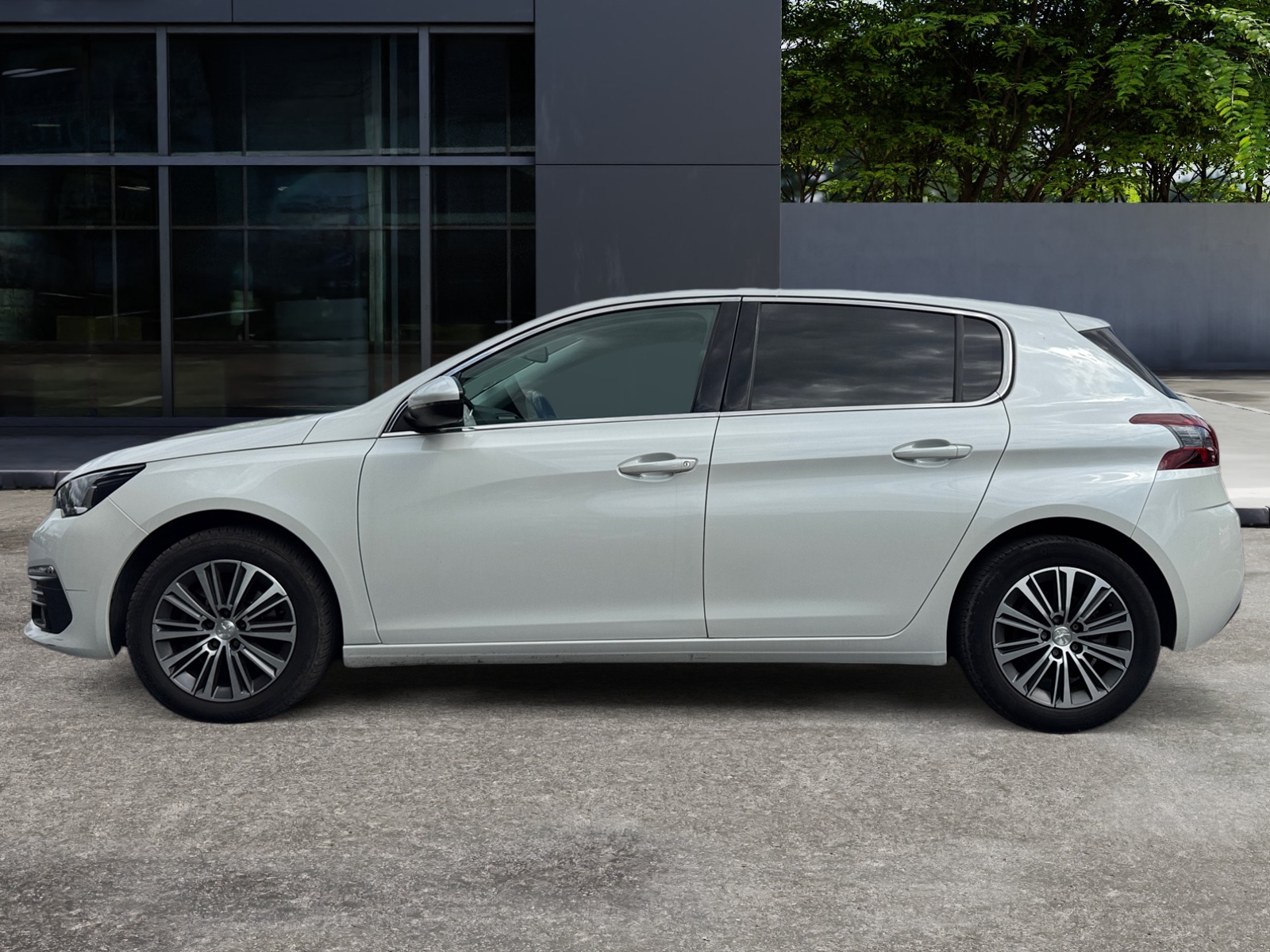 Peugeot 308 1