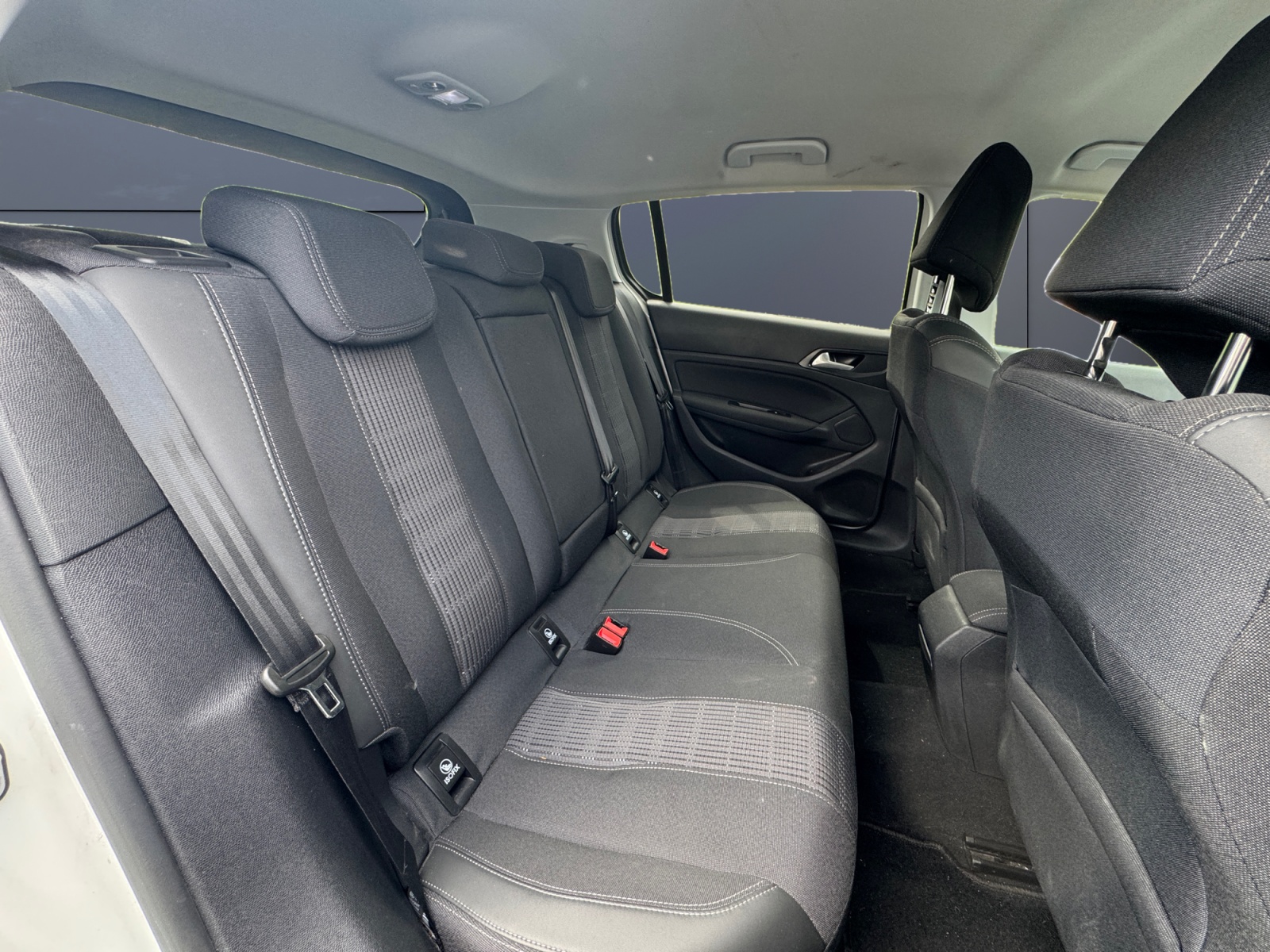 Peugeot 308 11