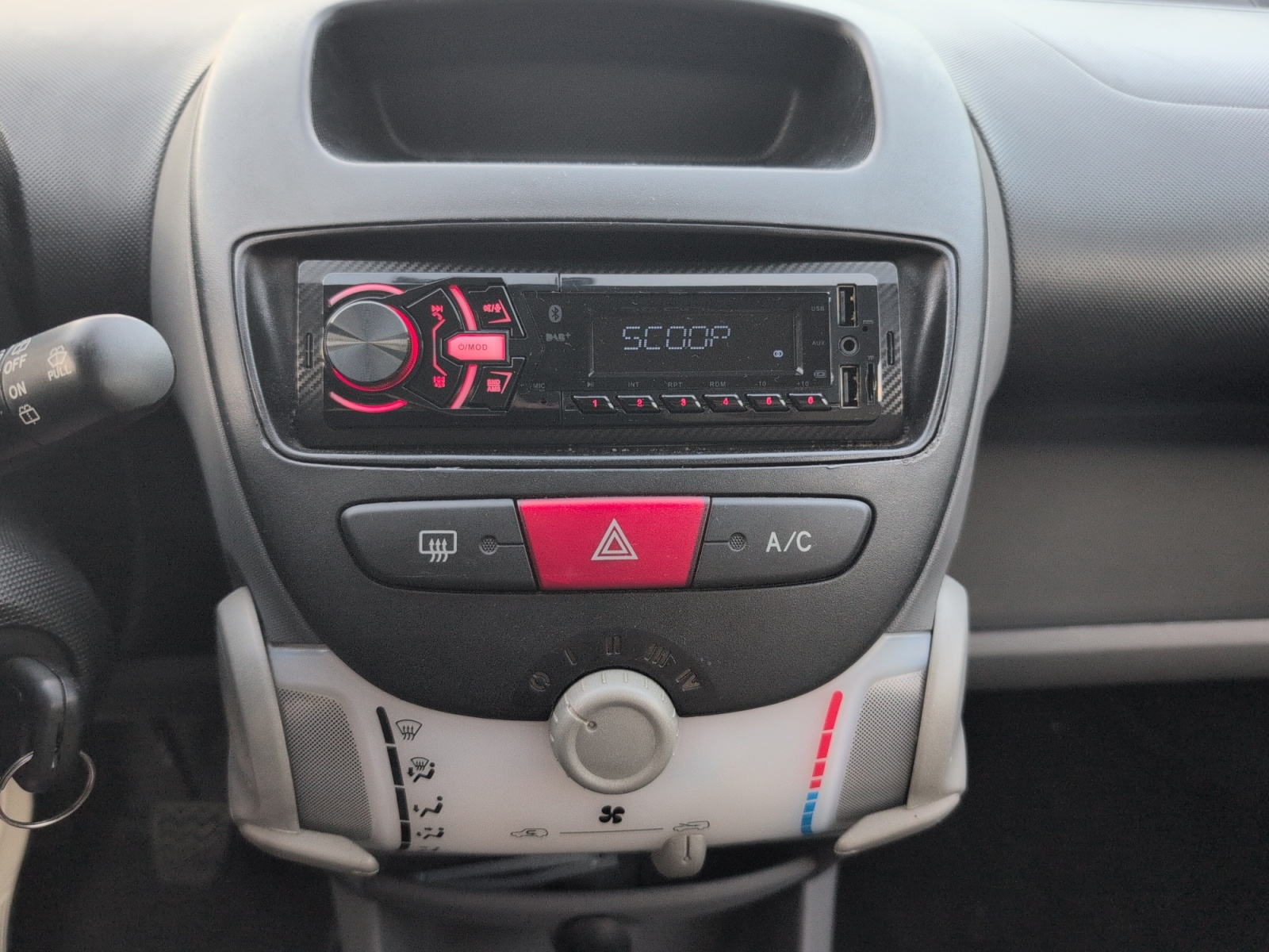 Peugeot 107 17